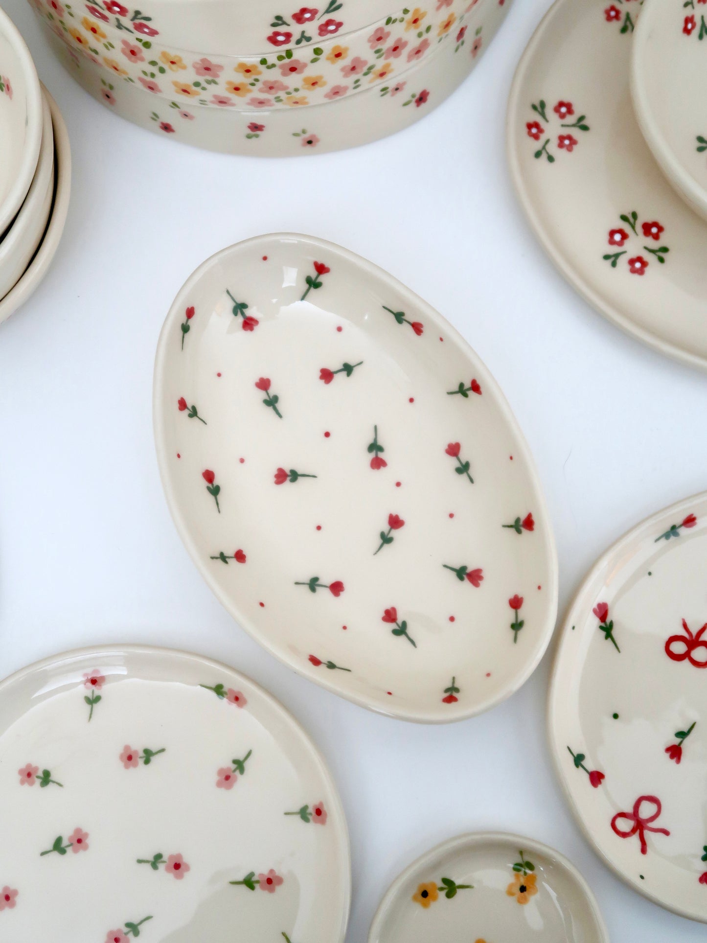 Platter with red flowers