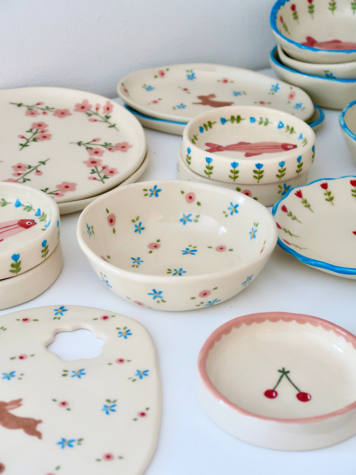 Bowl with pink and blue flowers