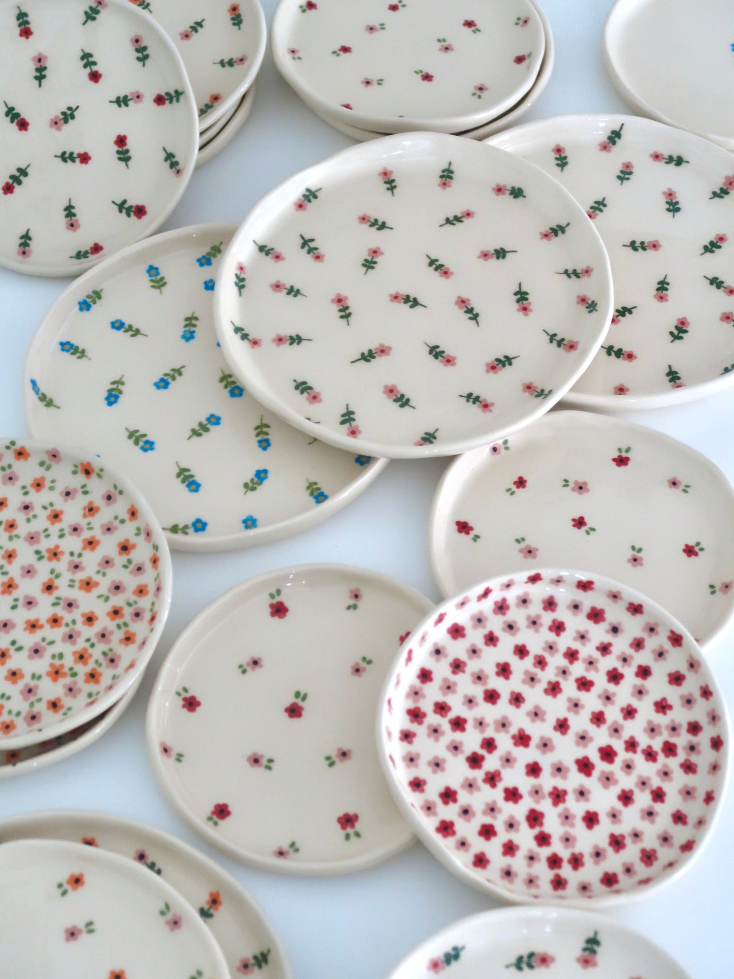 Plate with pink flowers