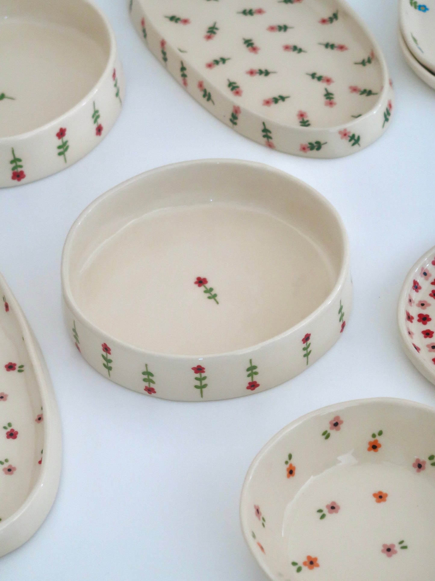Bowl with red flowers - medium size