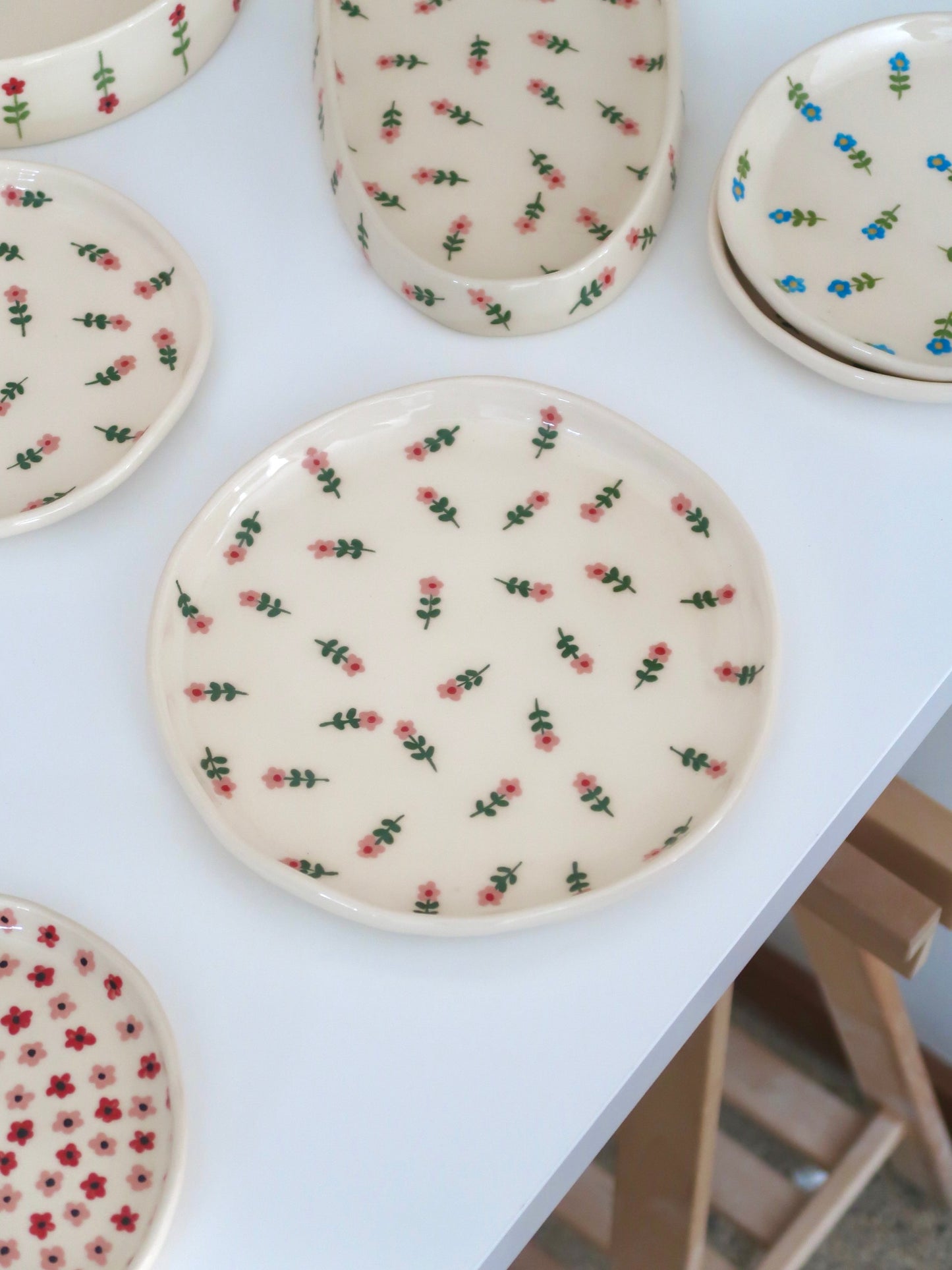 Plate with pink flowers