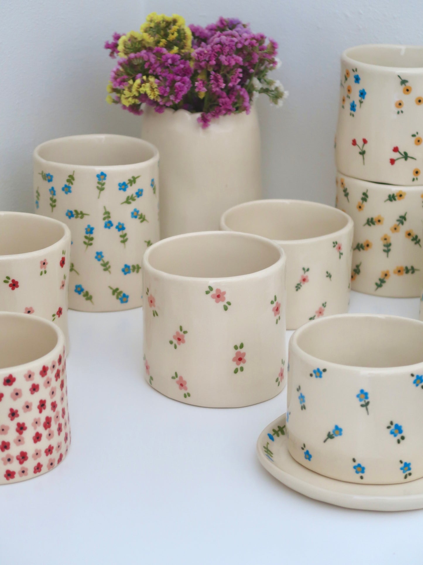 Vase with pink flowers - medium size