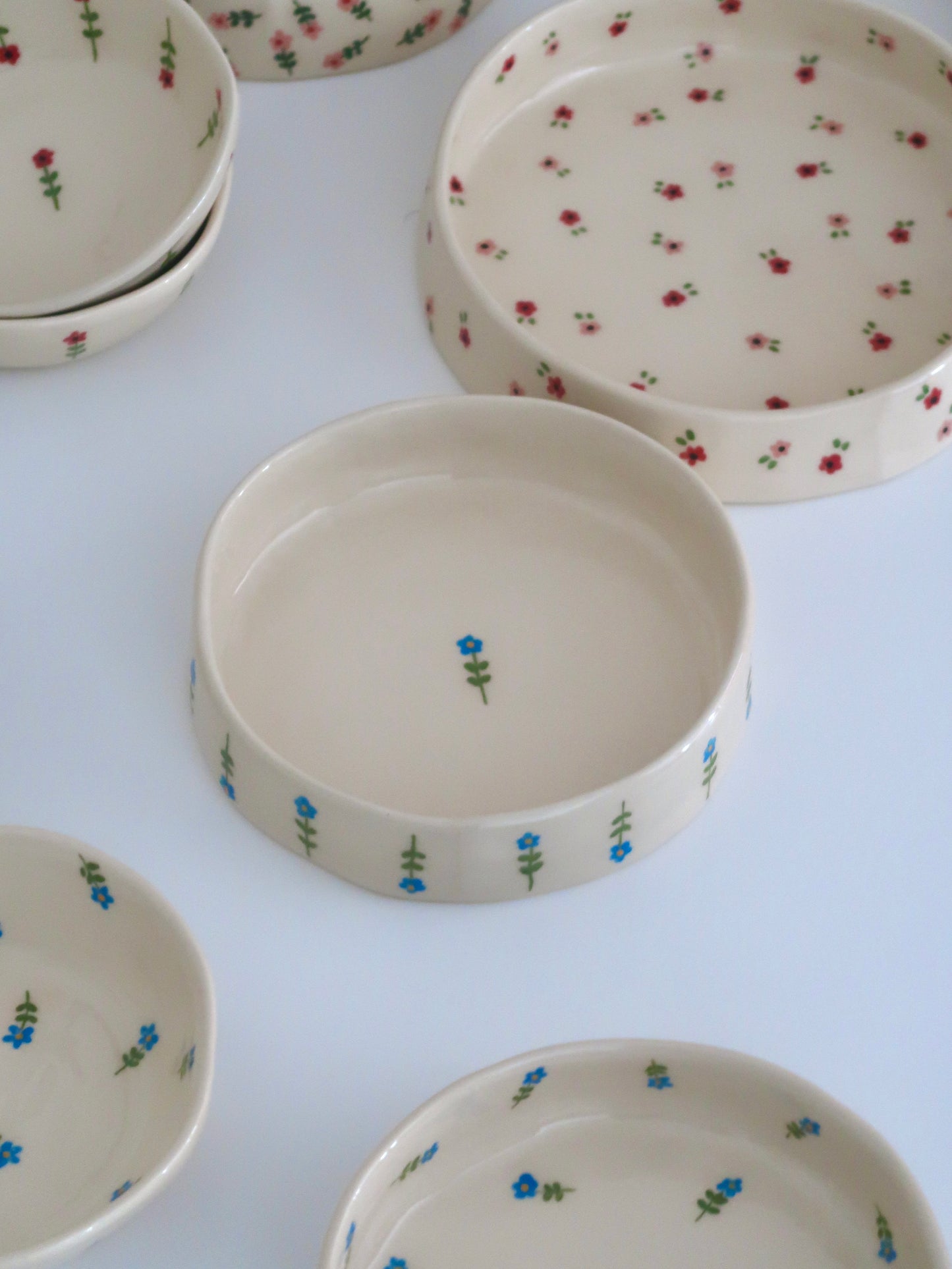Bowl with blue flowers - medium size