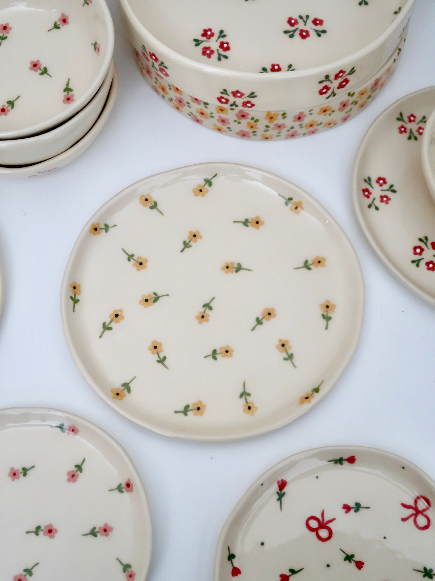 Plate with yellow flowers