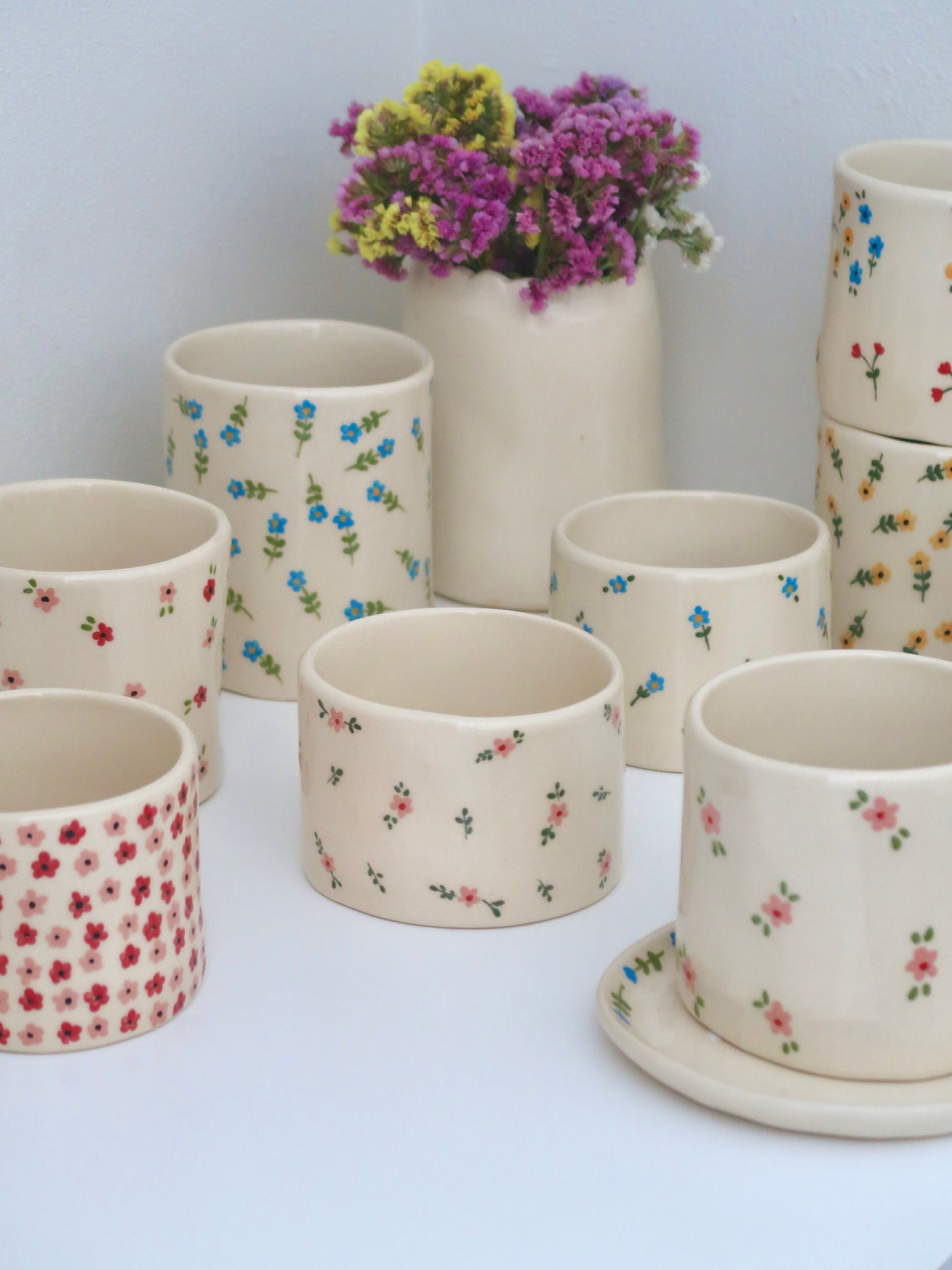 Vase with pink flowers