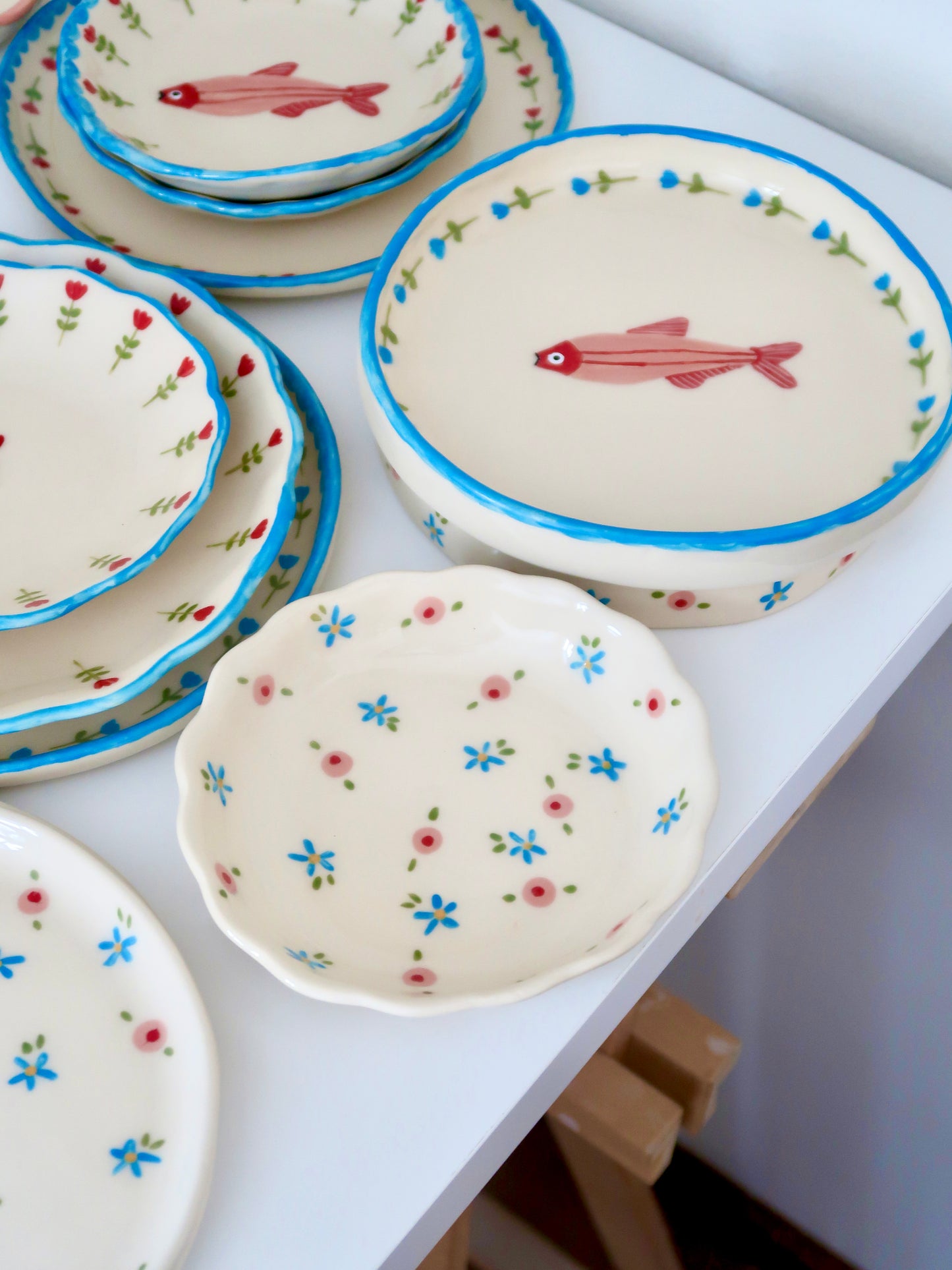 Breakfast/ dessert scalloped plate with pink and blue flowers