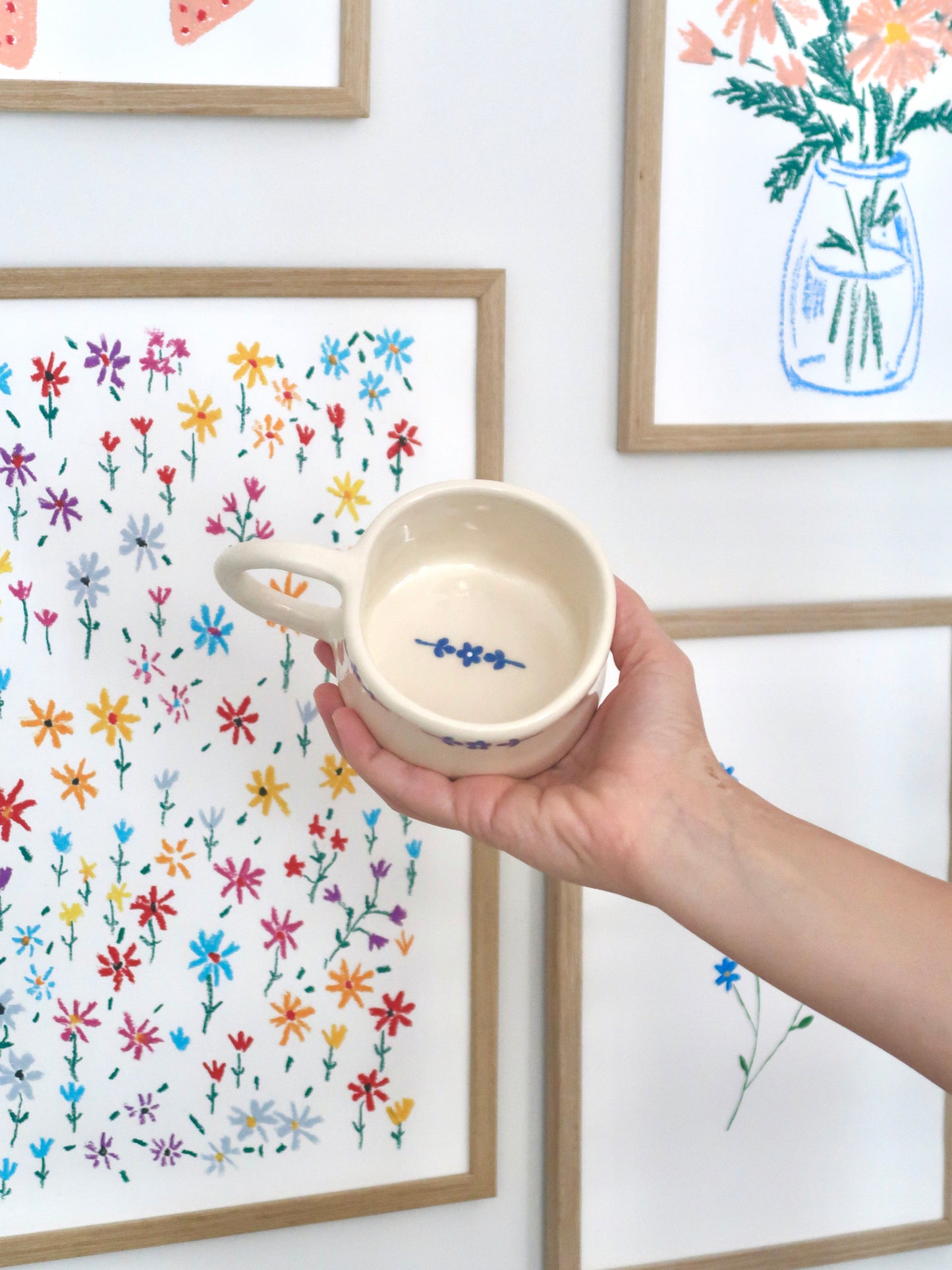 Mug with blue flowers