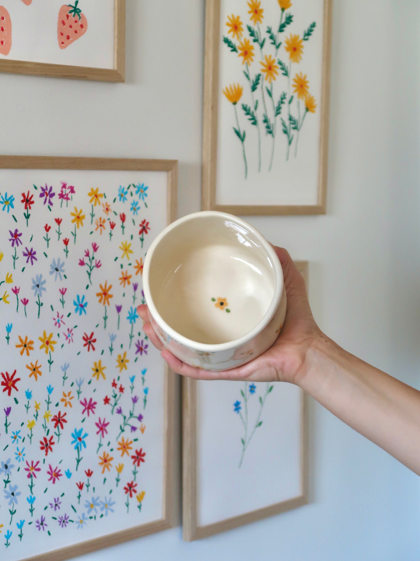 Vase with yellow flowers