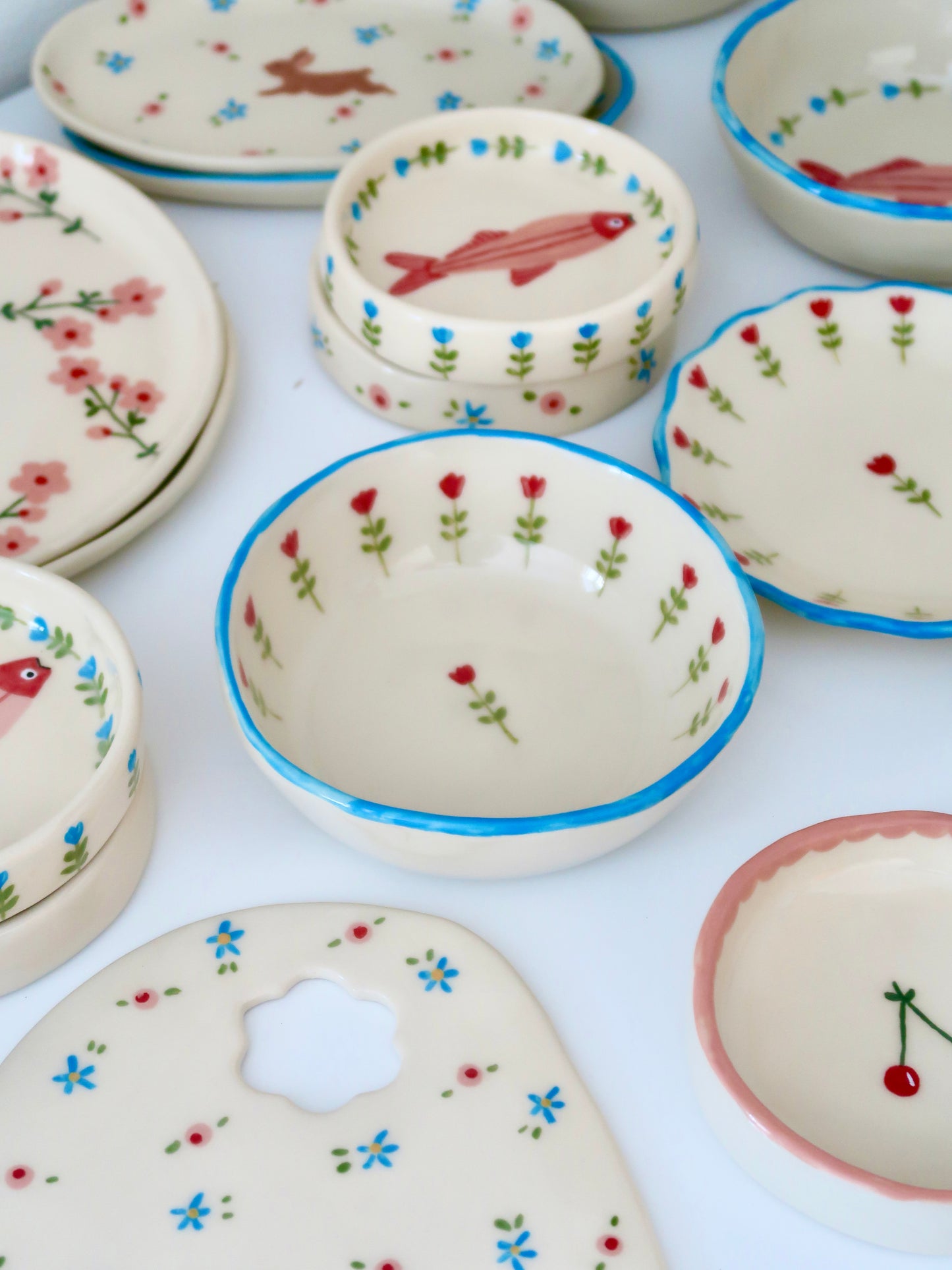 Bowl with red flowers