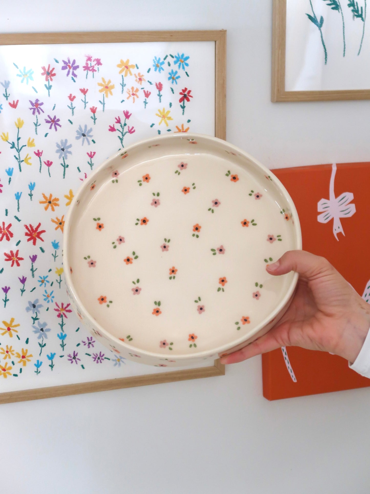 Large bowl with pink and orange flowers