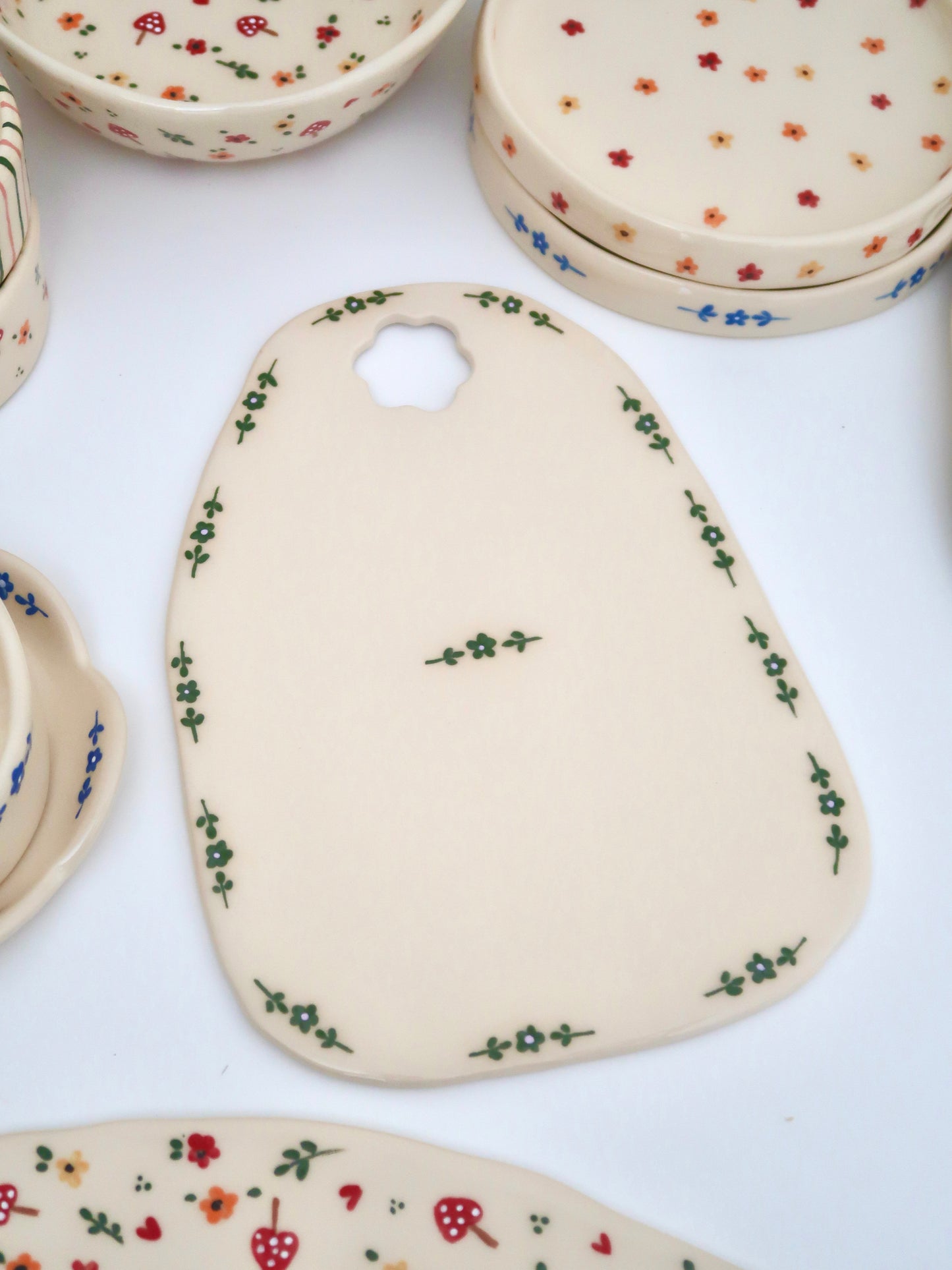 Kitchen board with green flowers