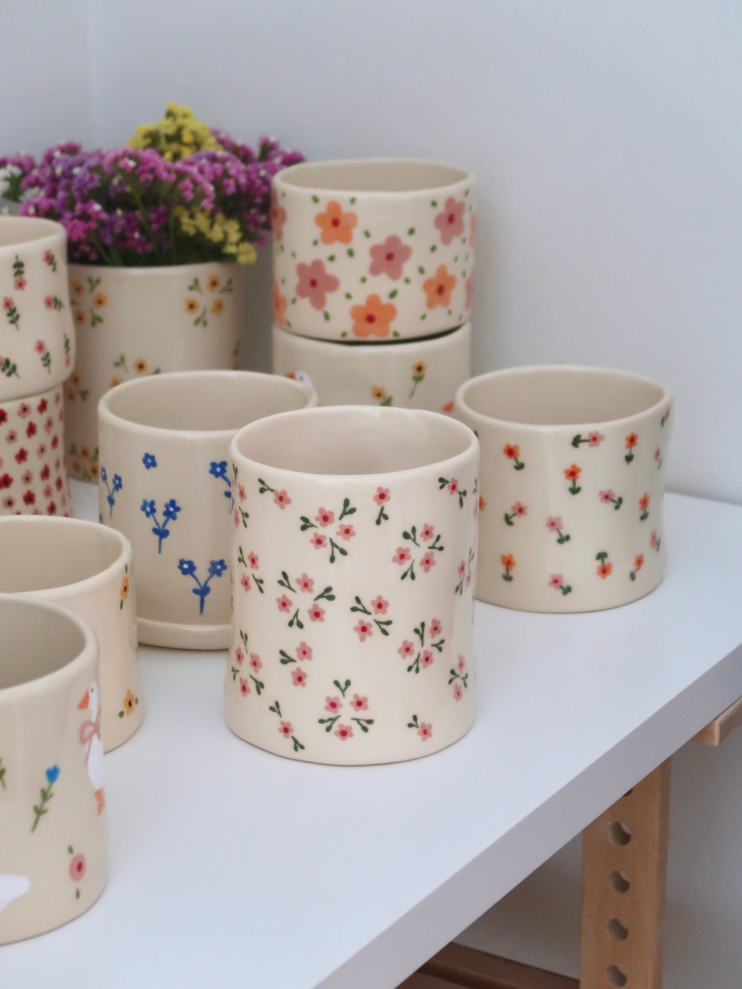 Vase with pink flowers - big size