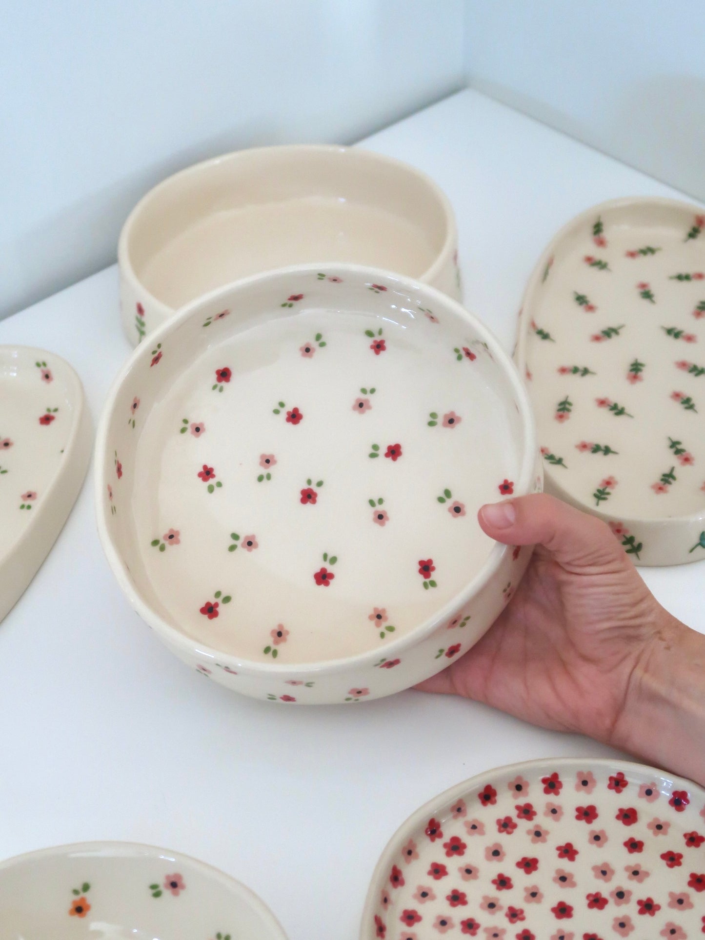 Bowl with pink and red flowers - medium size