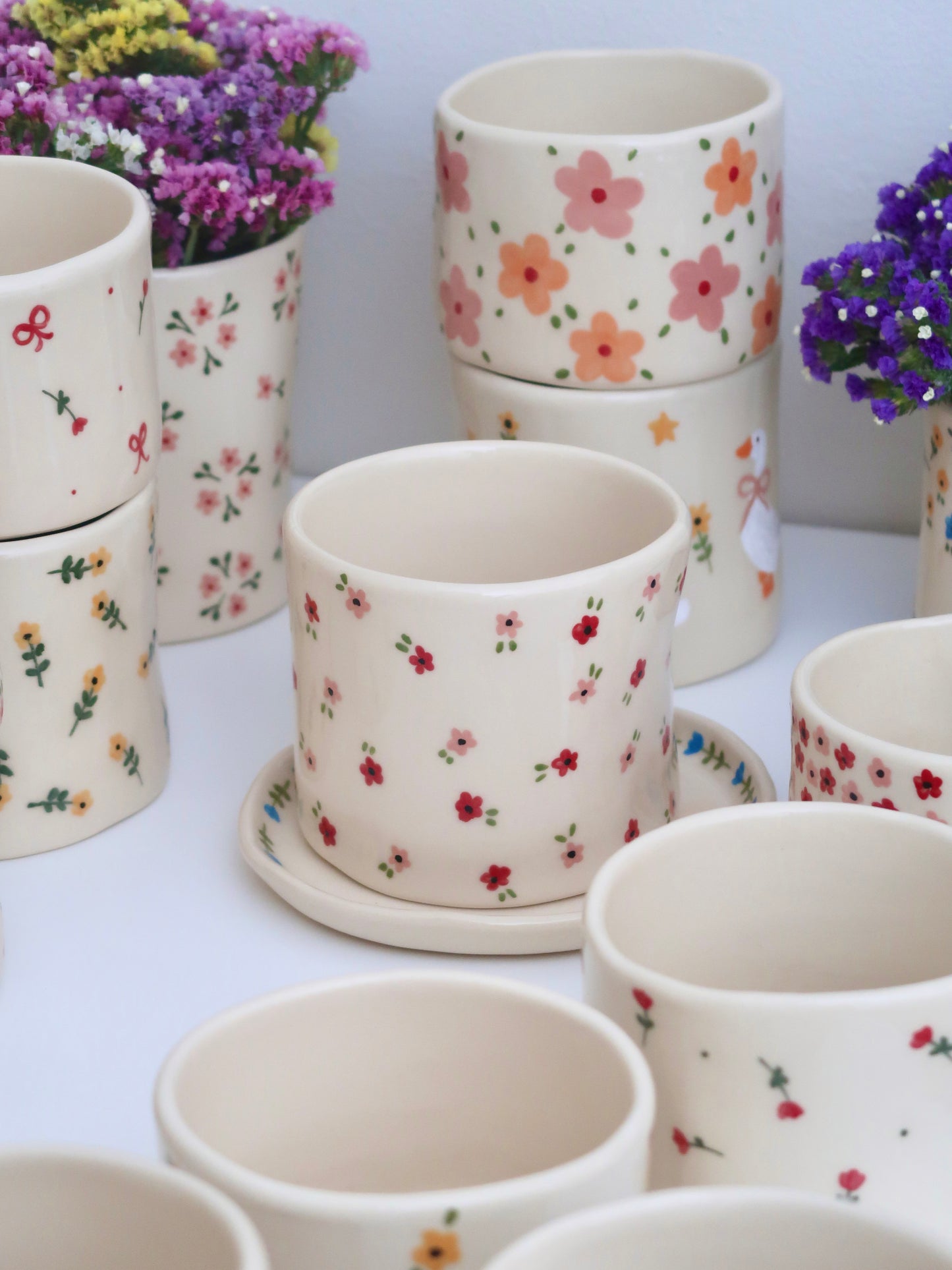Vase with pink and red flowers - medium size