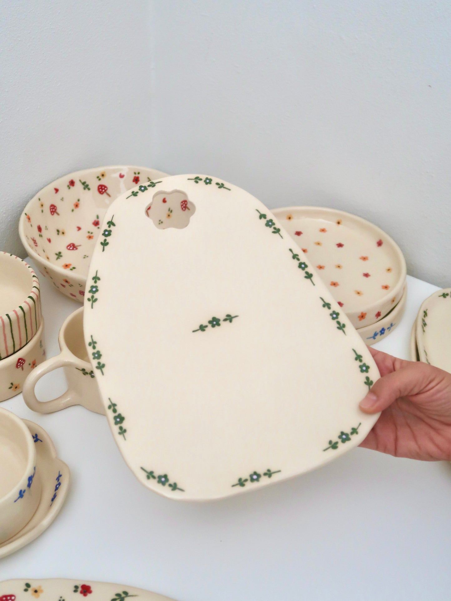 Kitchen board with green flowers