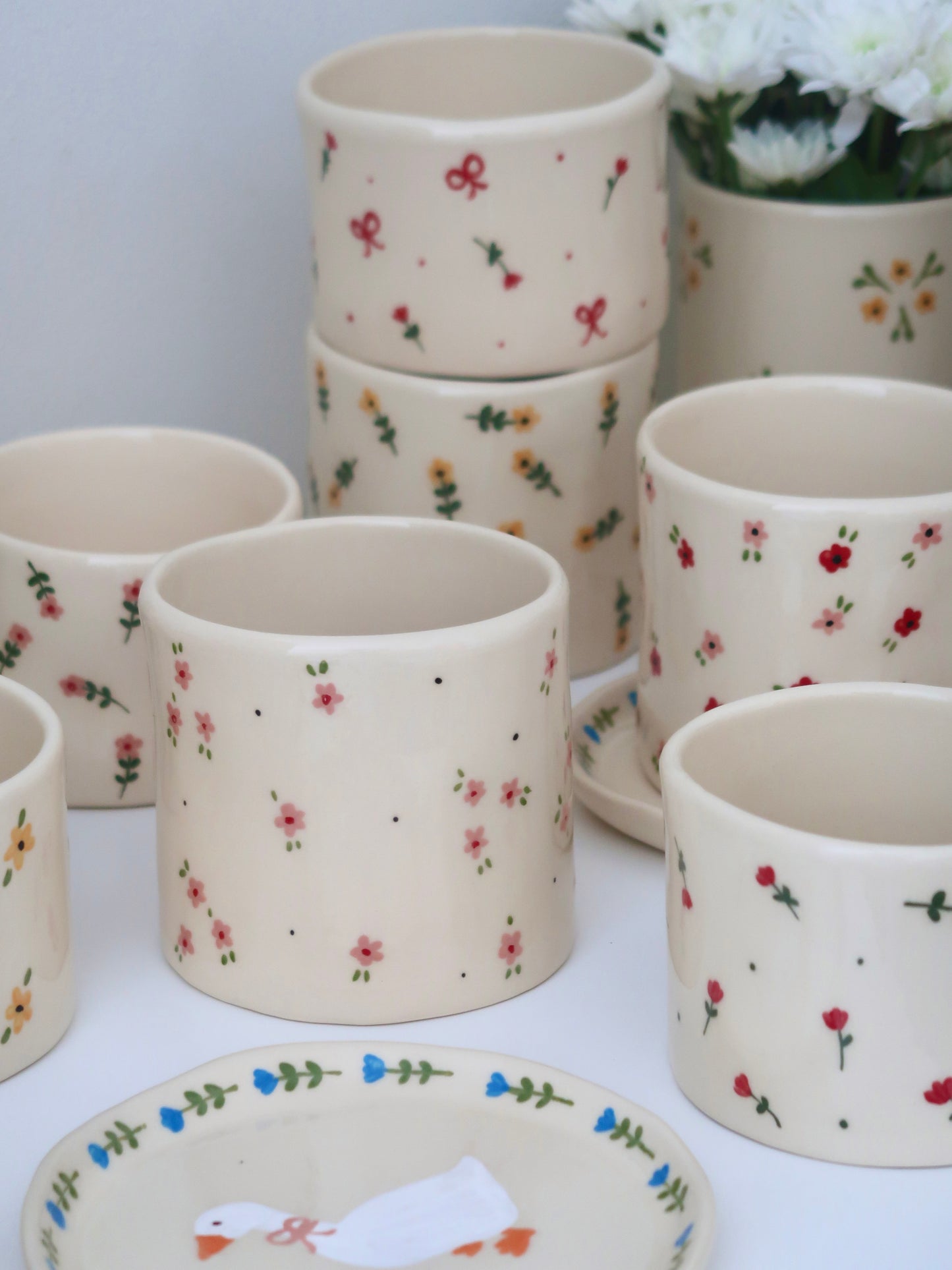 Vase with pink flowers - medium vase
