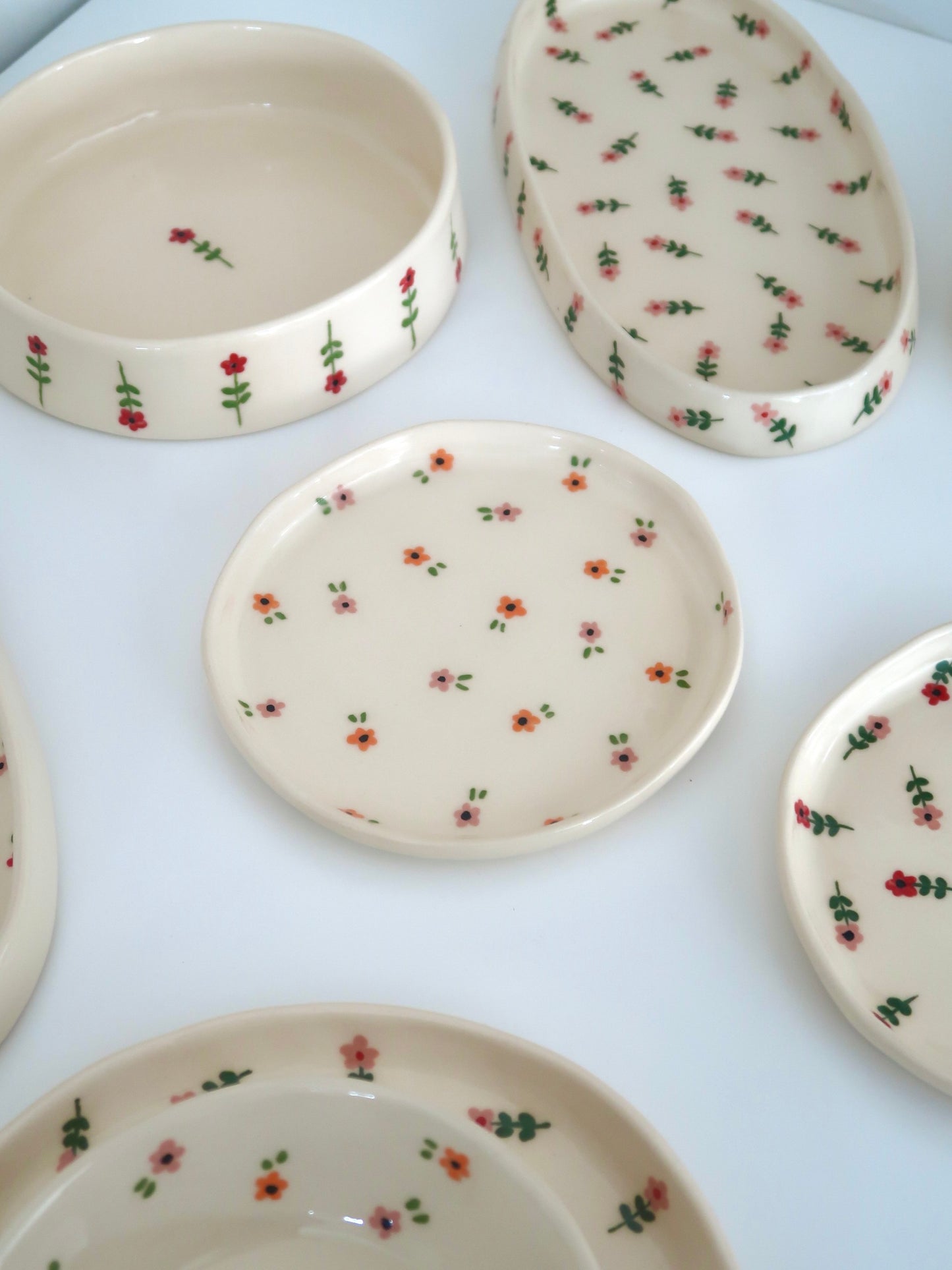 Breakfast/ dessert plate with pink and orange flowers