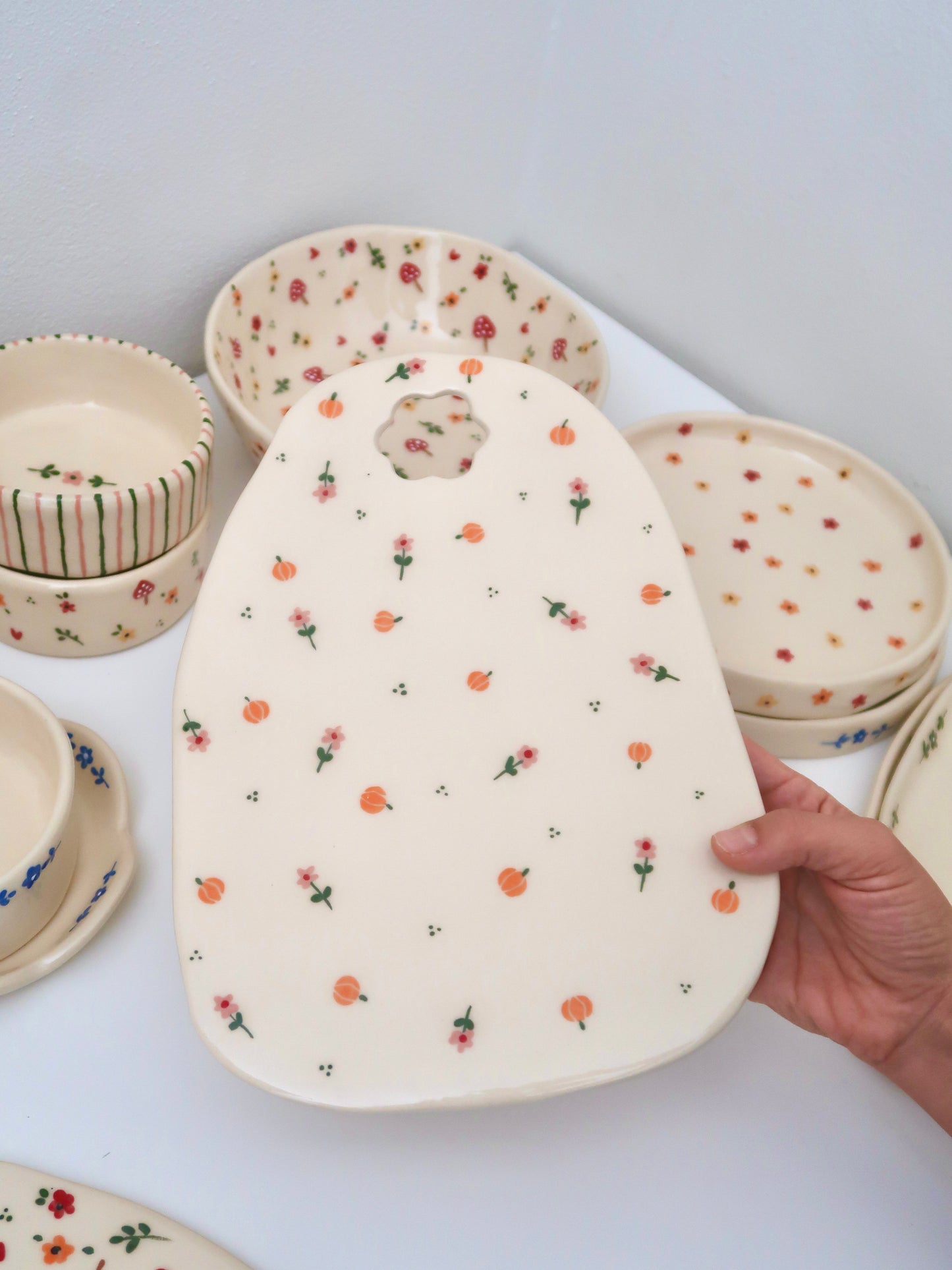 Kitchen board with pumpkins and flowers