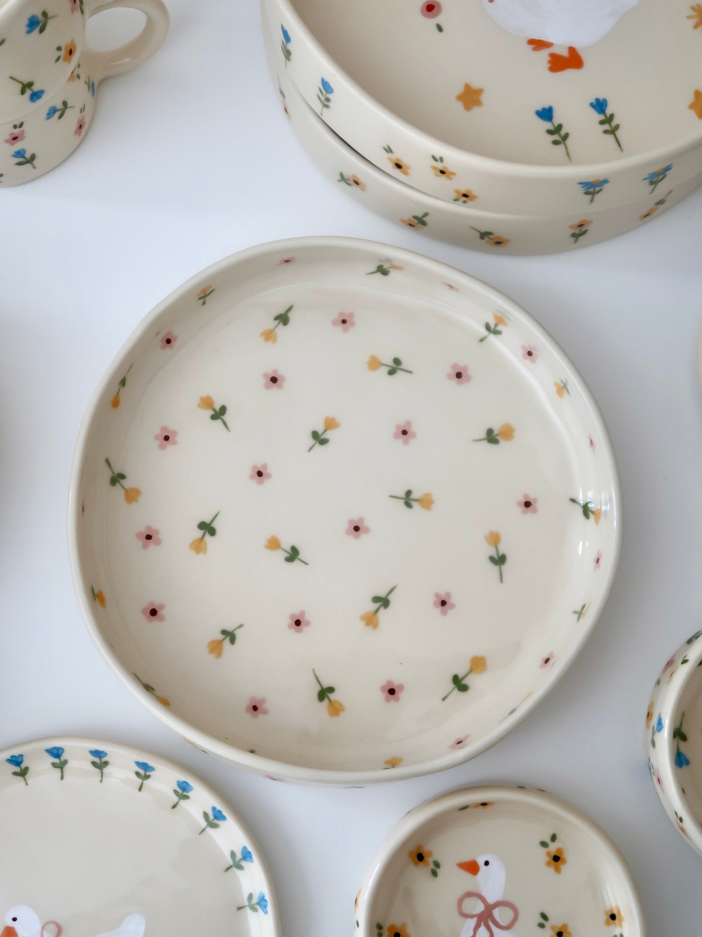 Bowl with pink and yellow flowers - big size