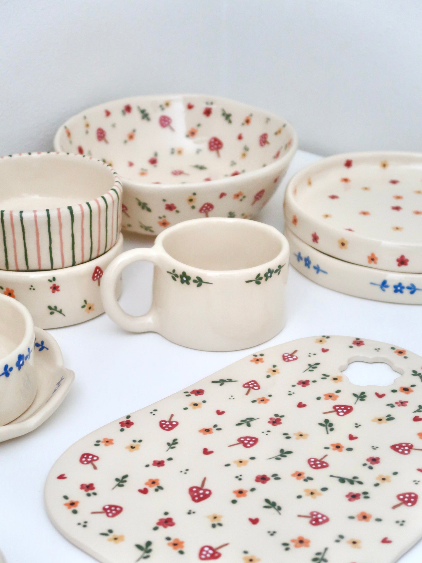 Mug with green flowers