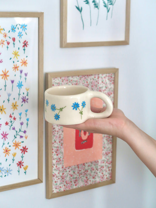 Mug with blue flowers