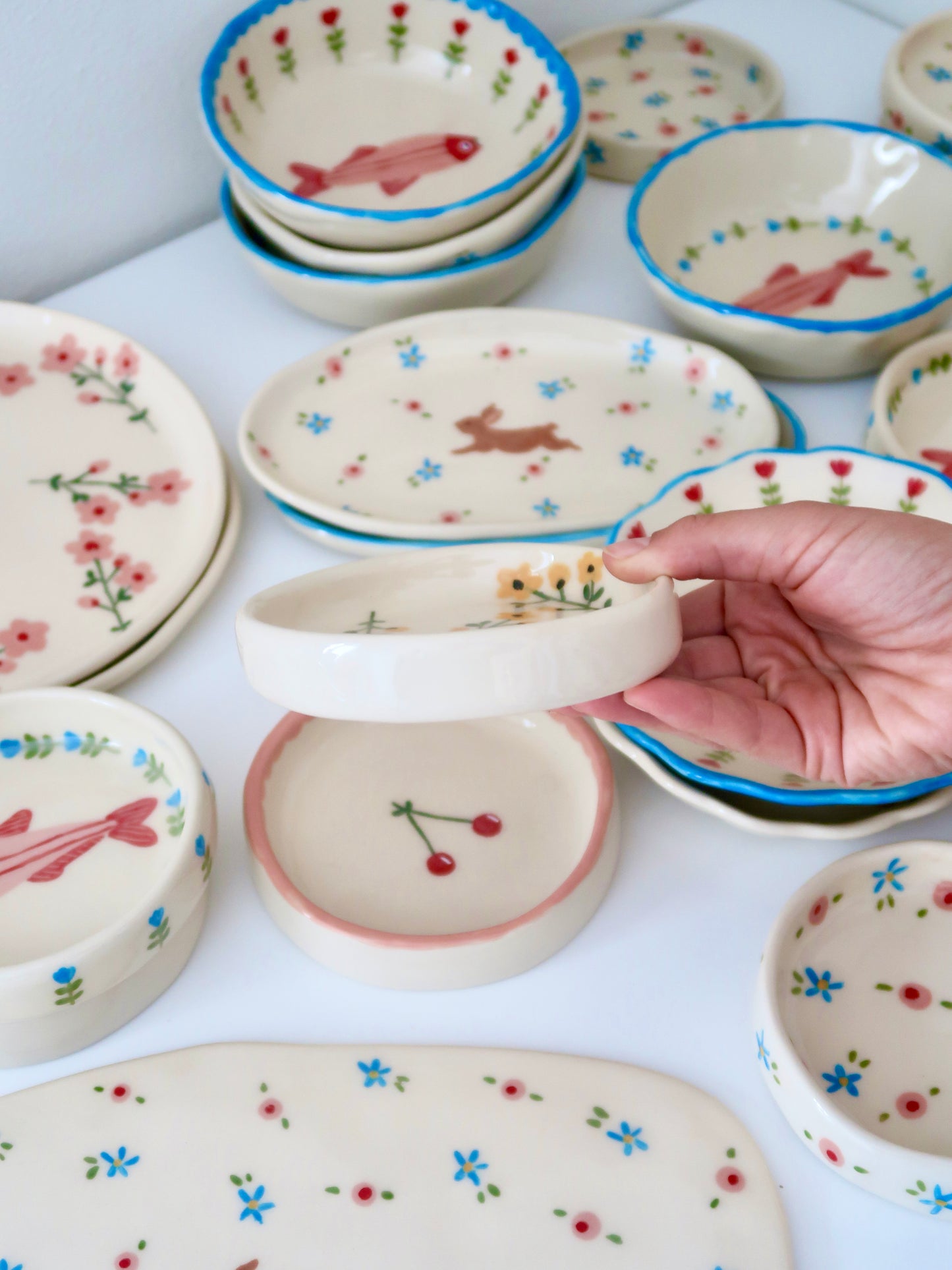 Ring dish with yellow flowers