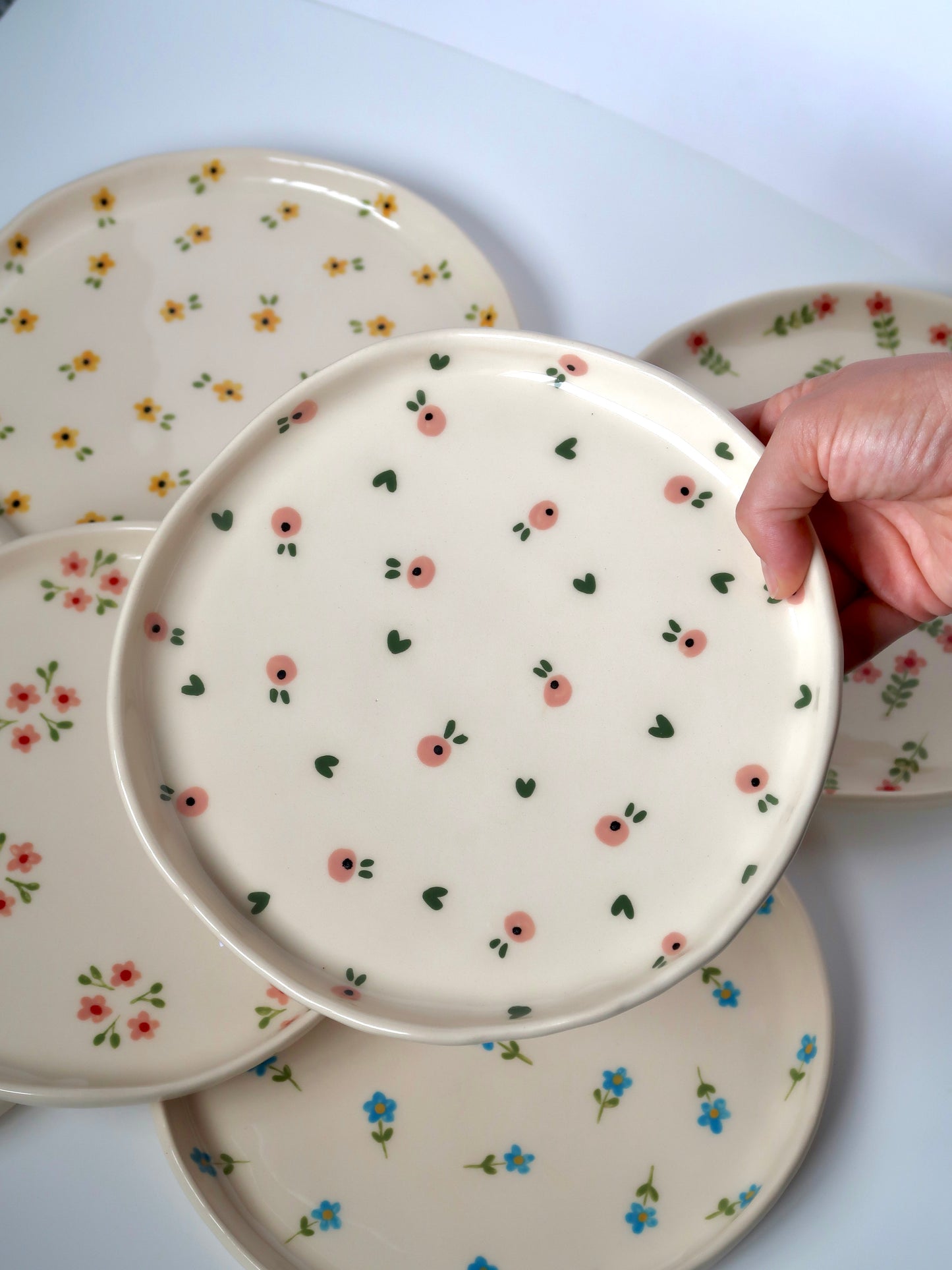 Plate with pink flowers and green hearts