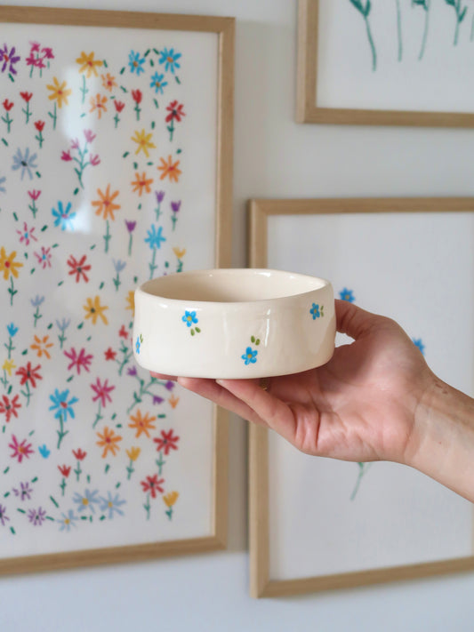 Bowl with blue flowers