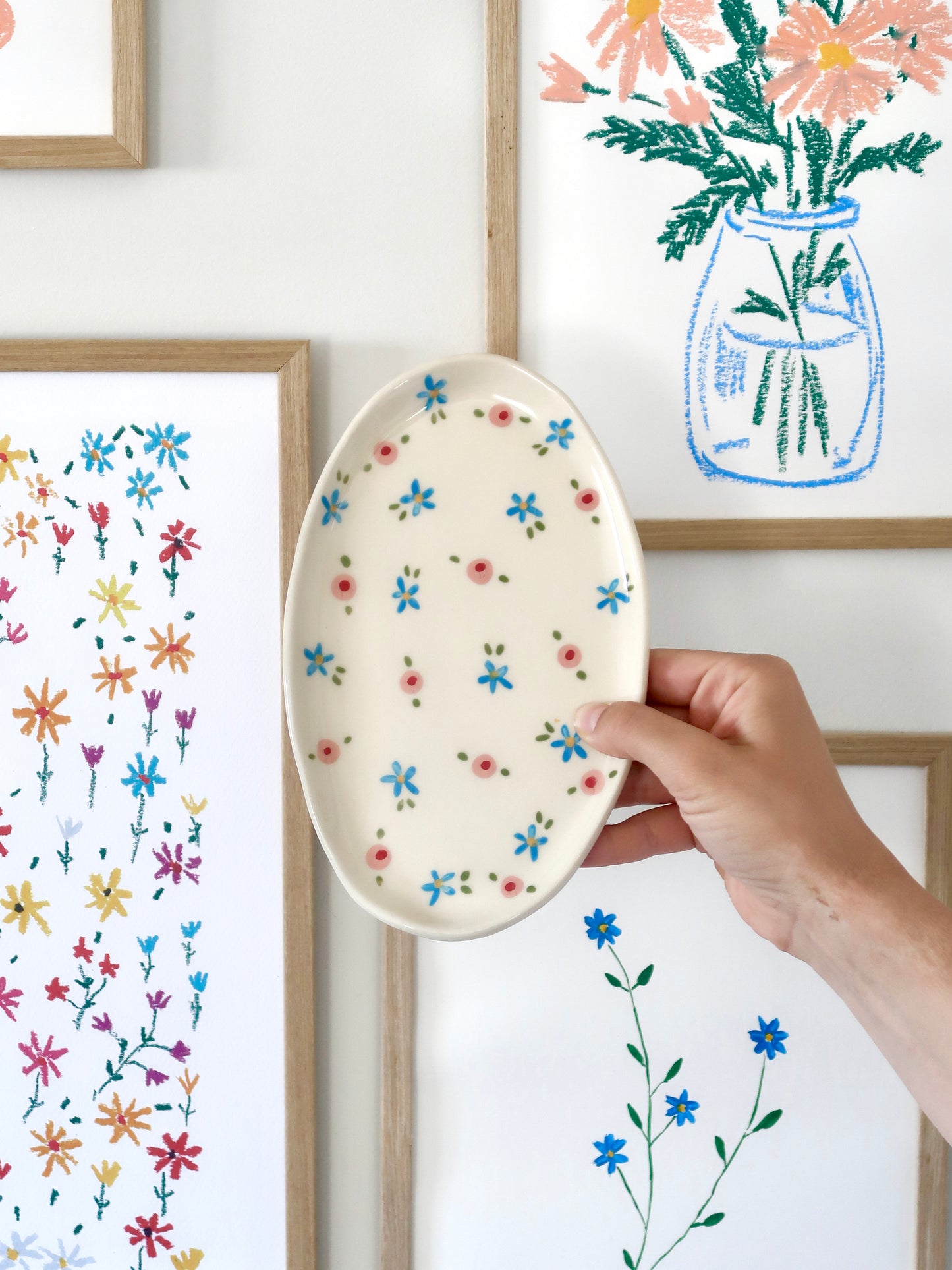 Platter with pink and blue flowers