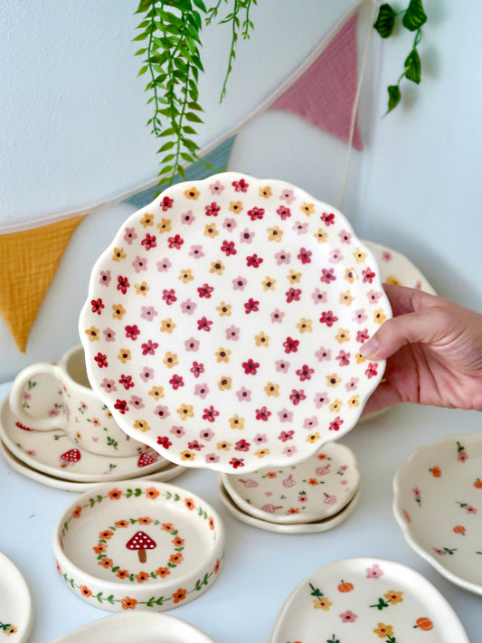 Scalloped Plate with multicolor flowers