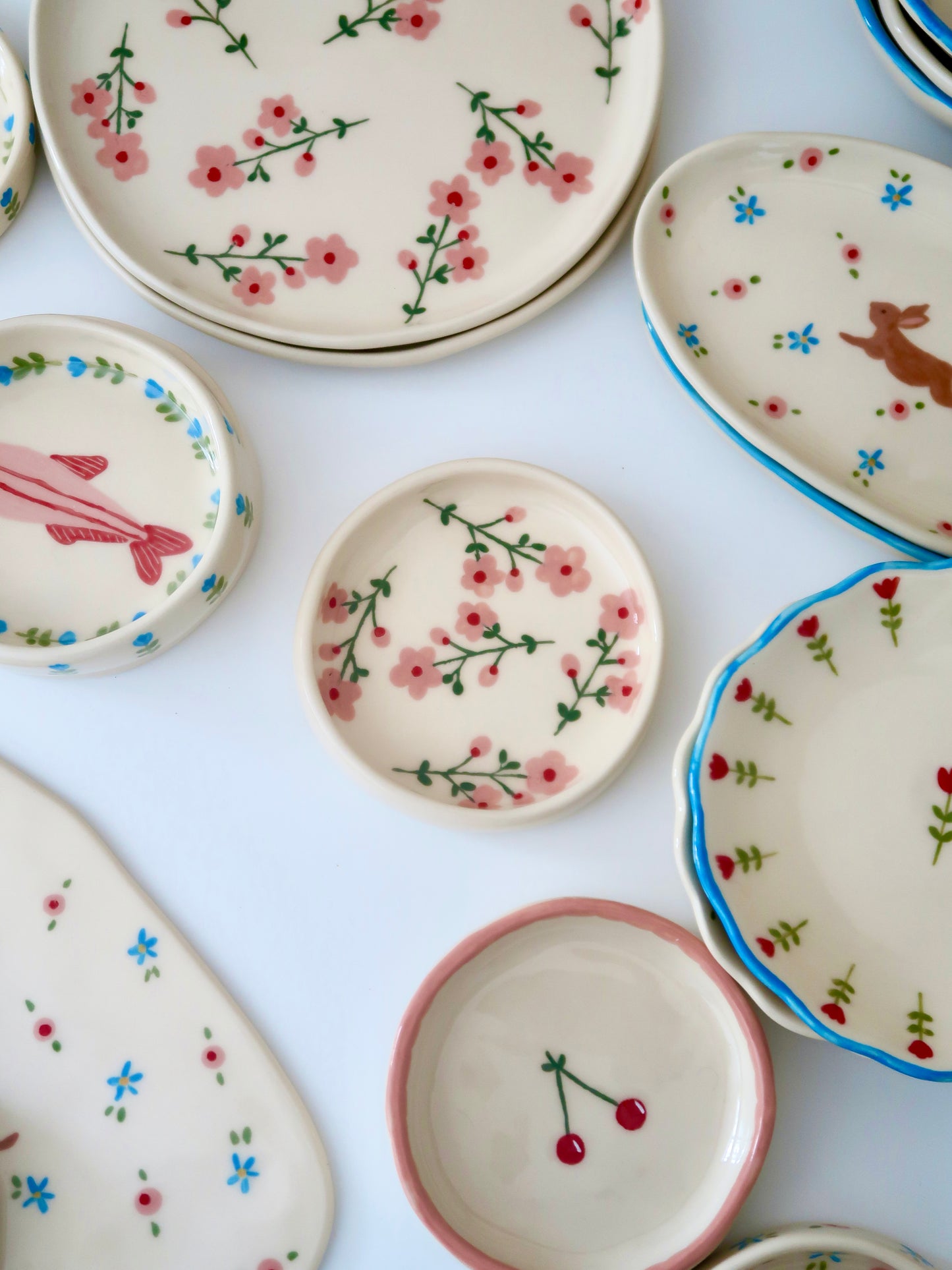 Ring dish with pink flowers