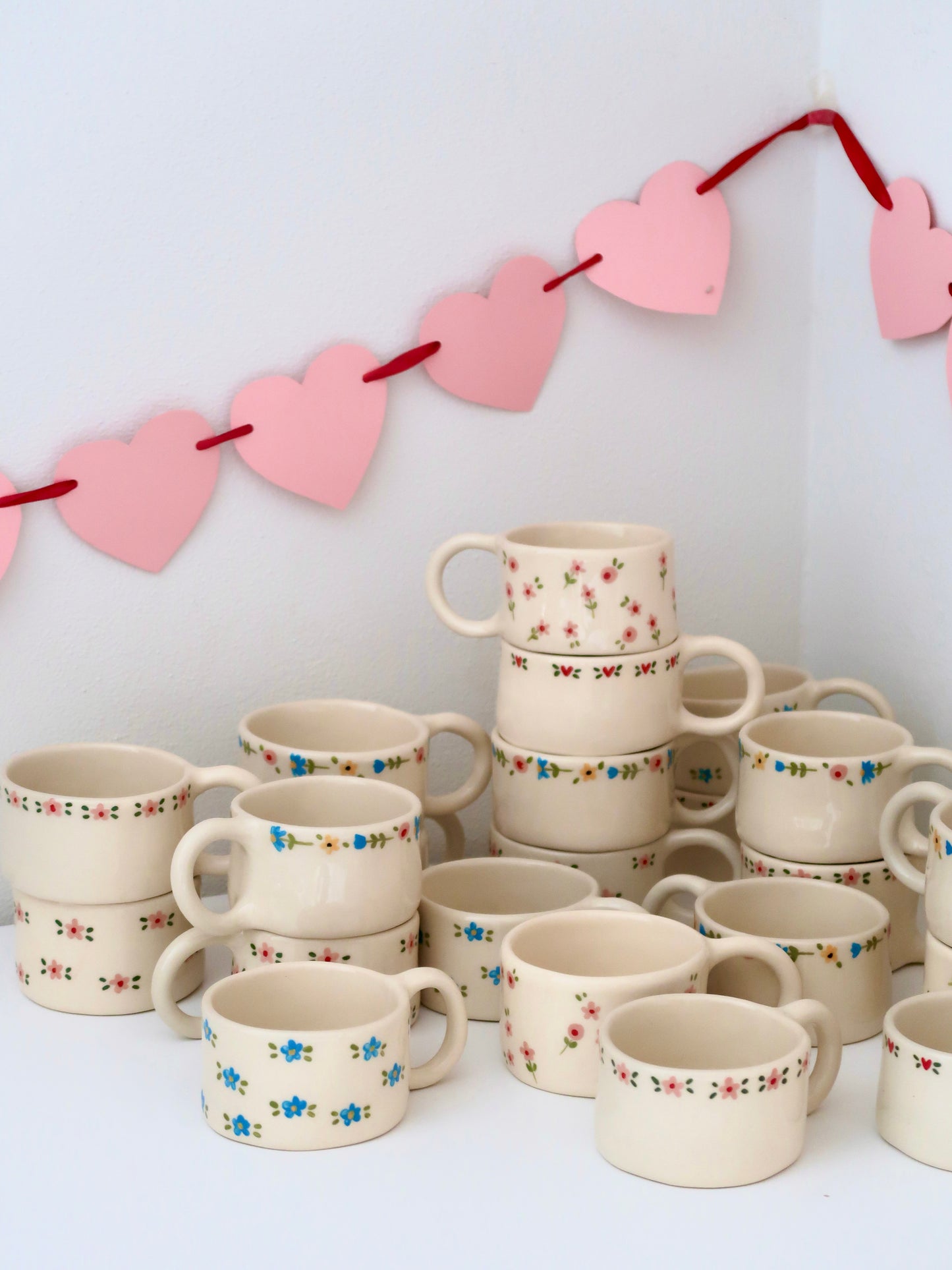 Mug with pink flowers