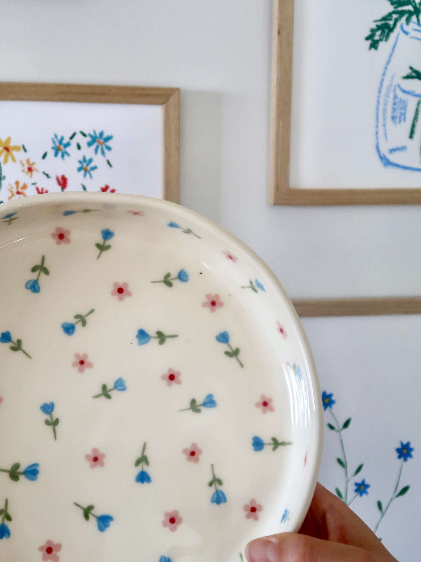 Bowl with blue and pink flowers - big size