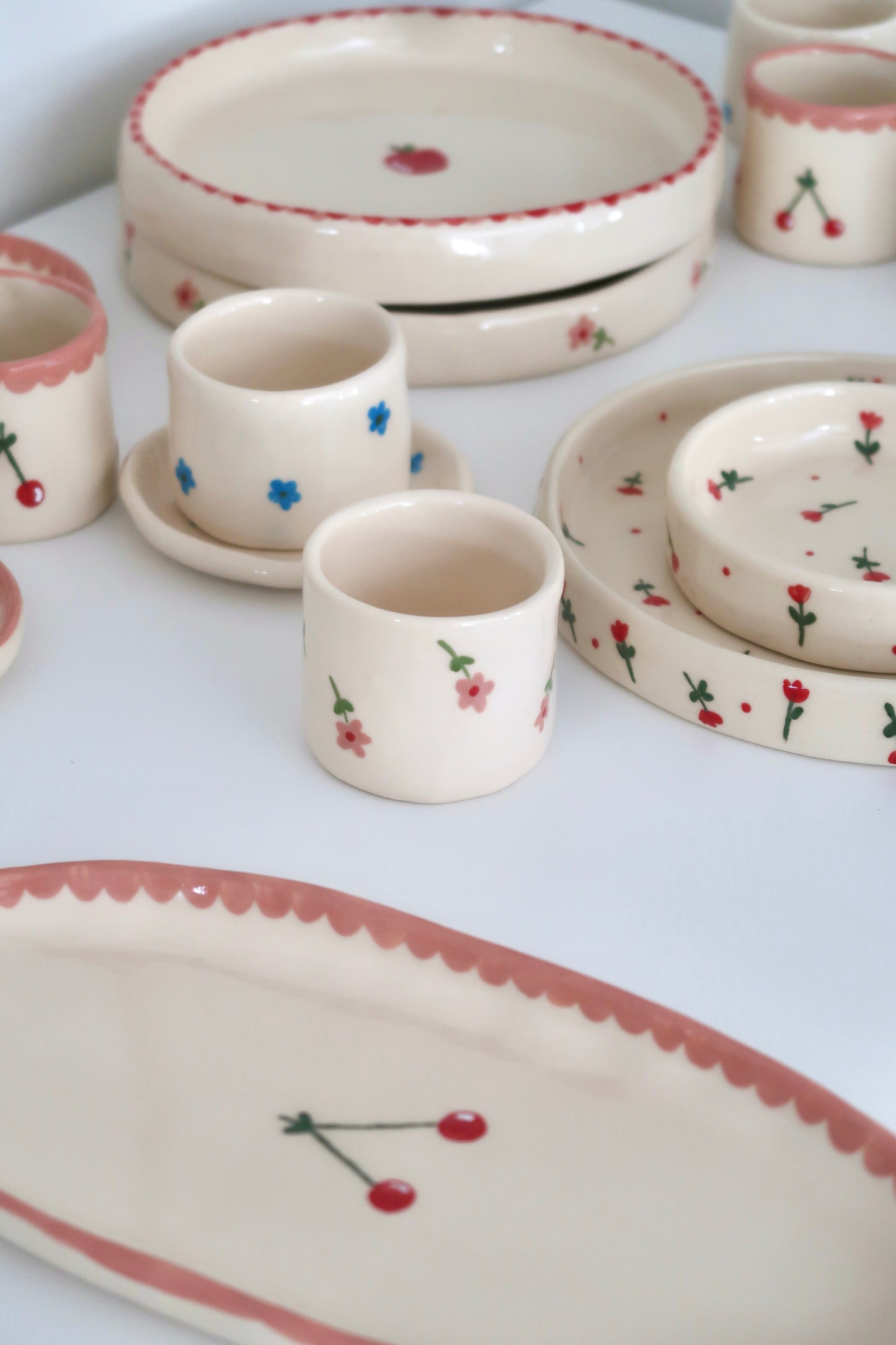 Coffee set with pink flowers