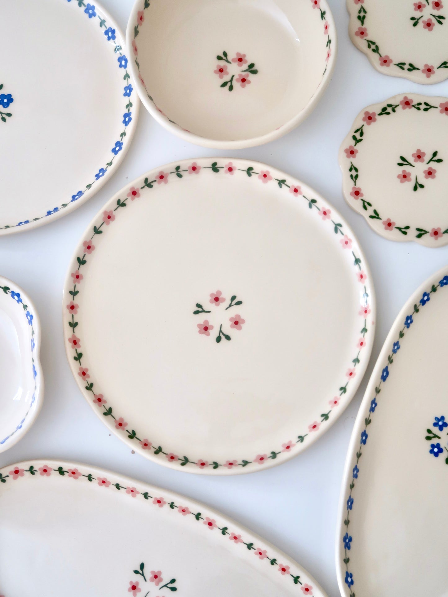Plate with pink flowers