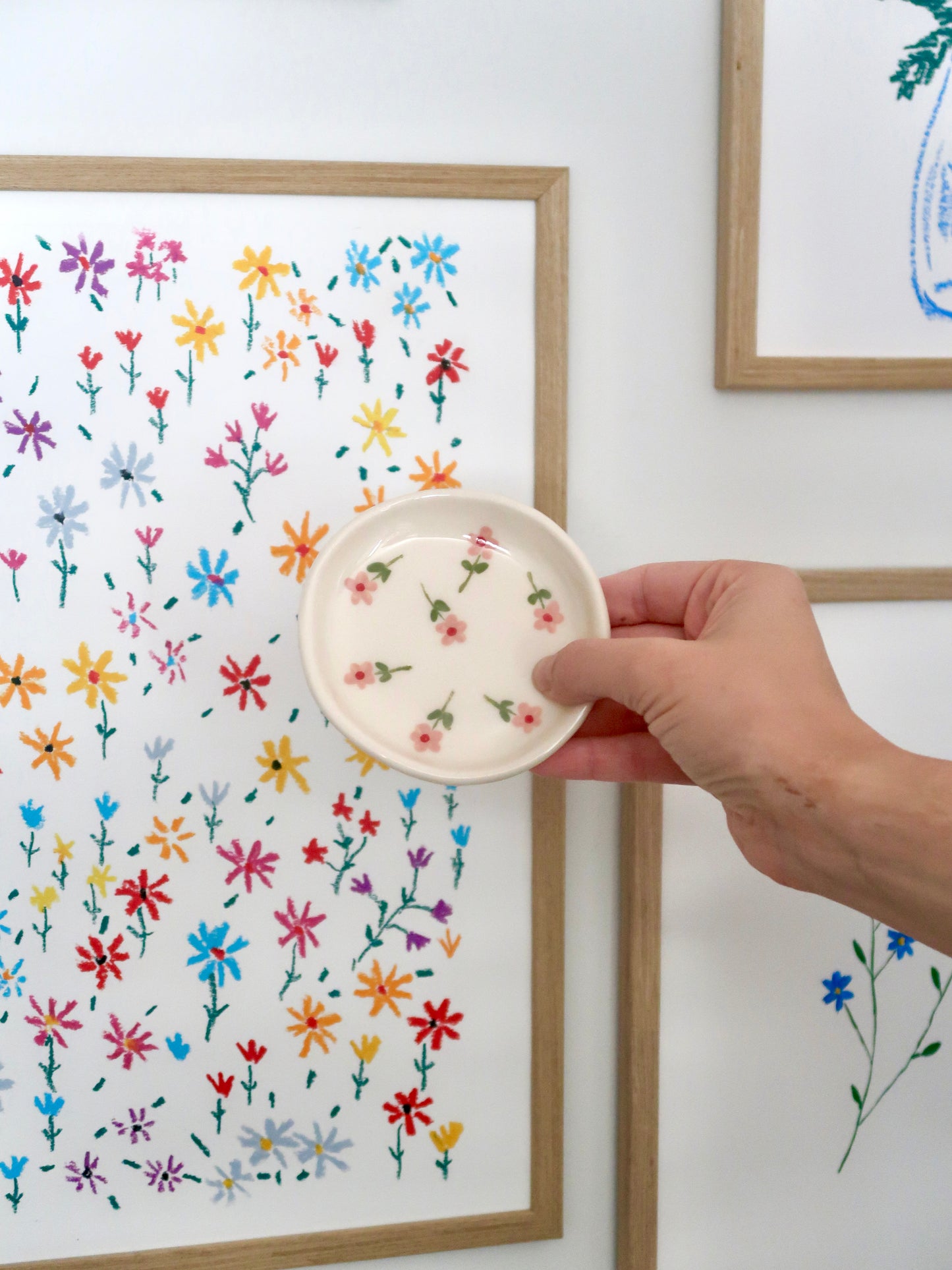 Ring dish with pink flowers
