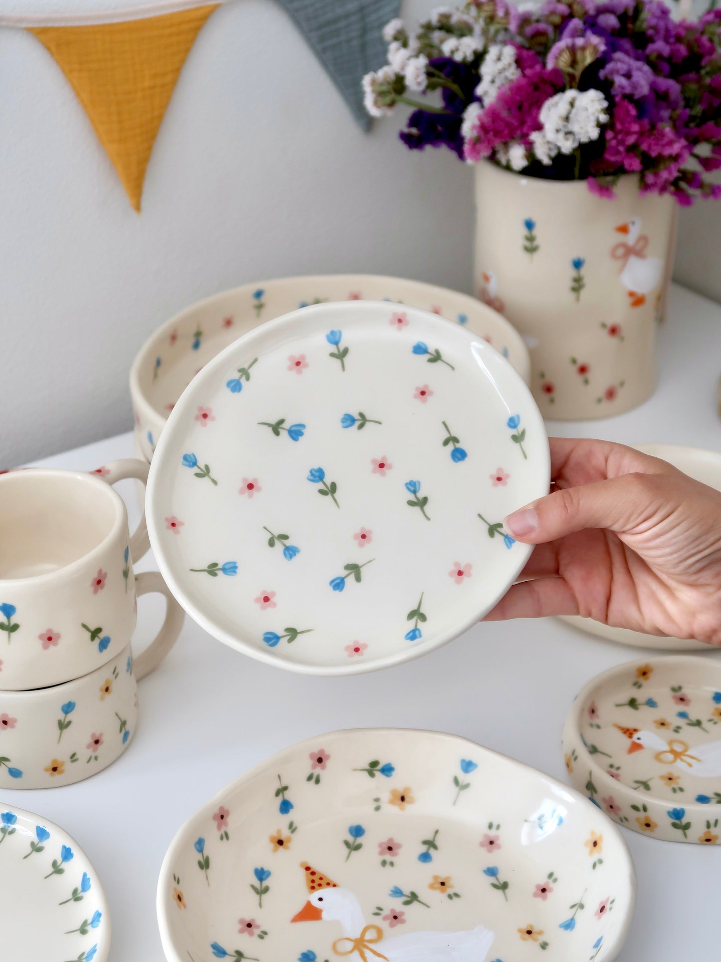 Breakfast/dessert plate with blue and pink flowers