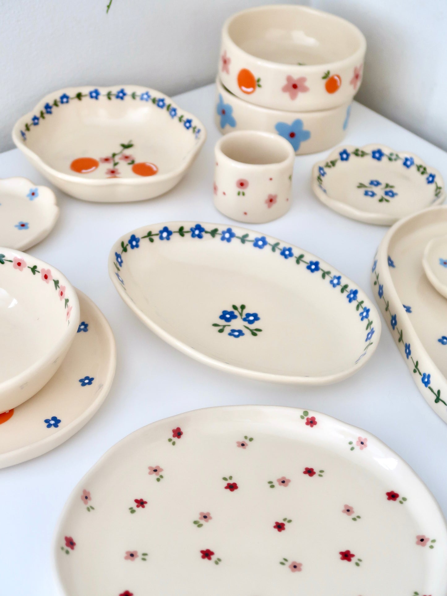 Platter with blue flowers
