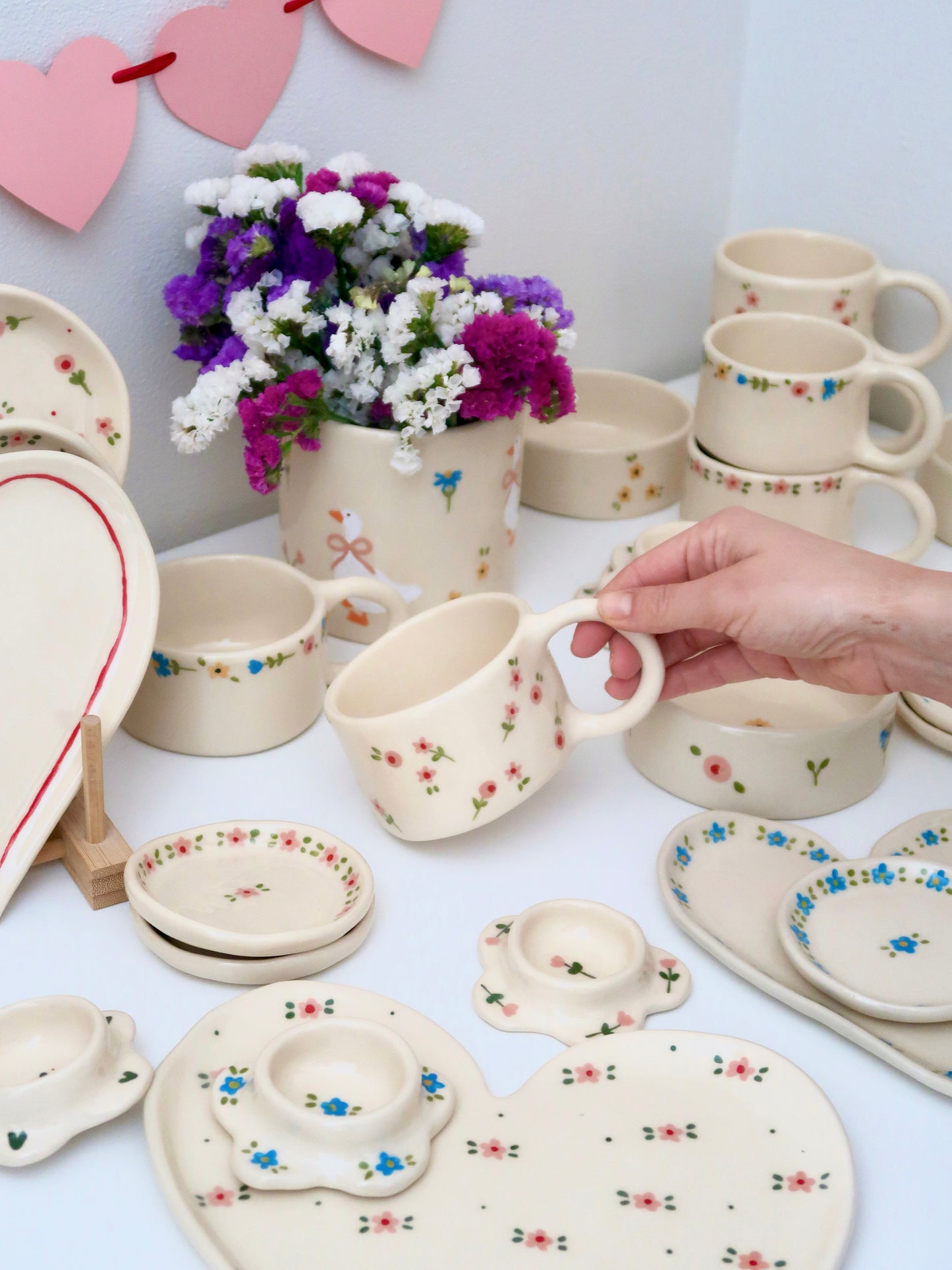 Mug with pink flowers