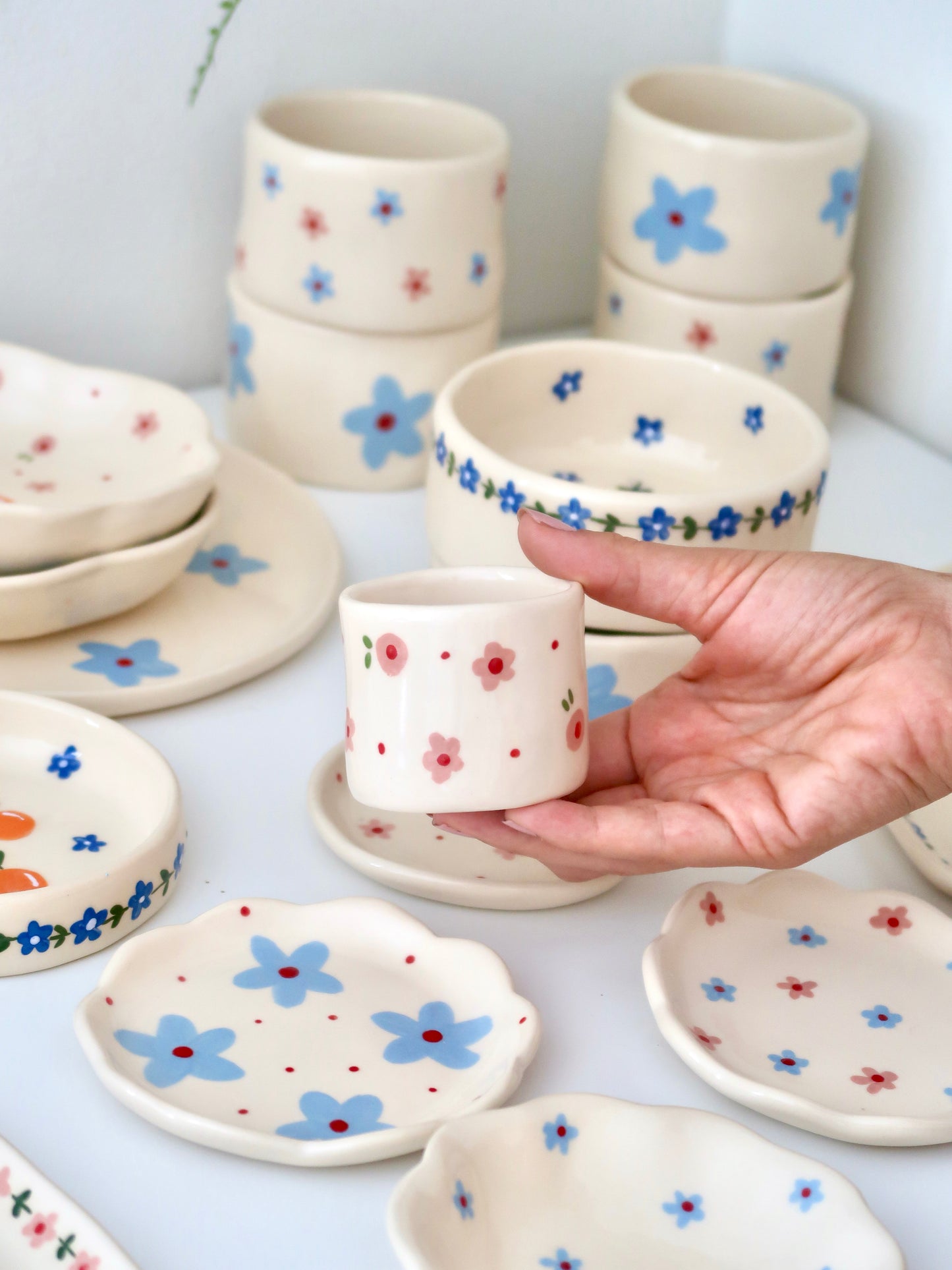 Coffee set with pink flowers