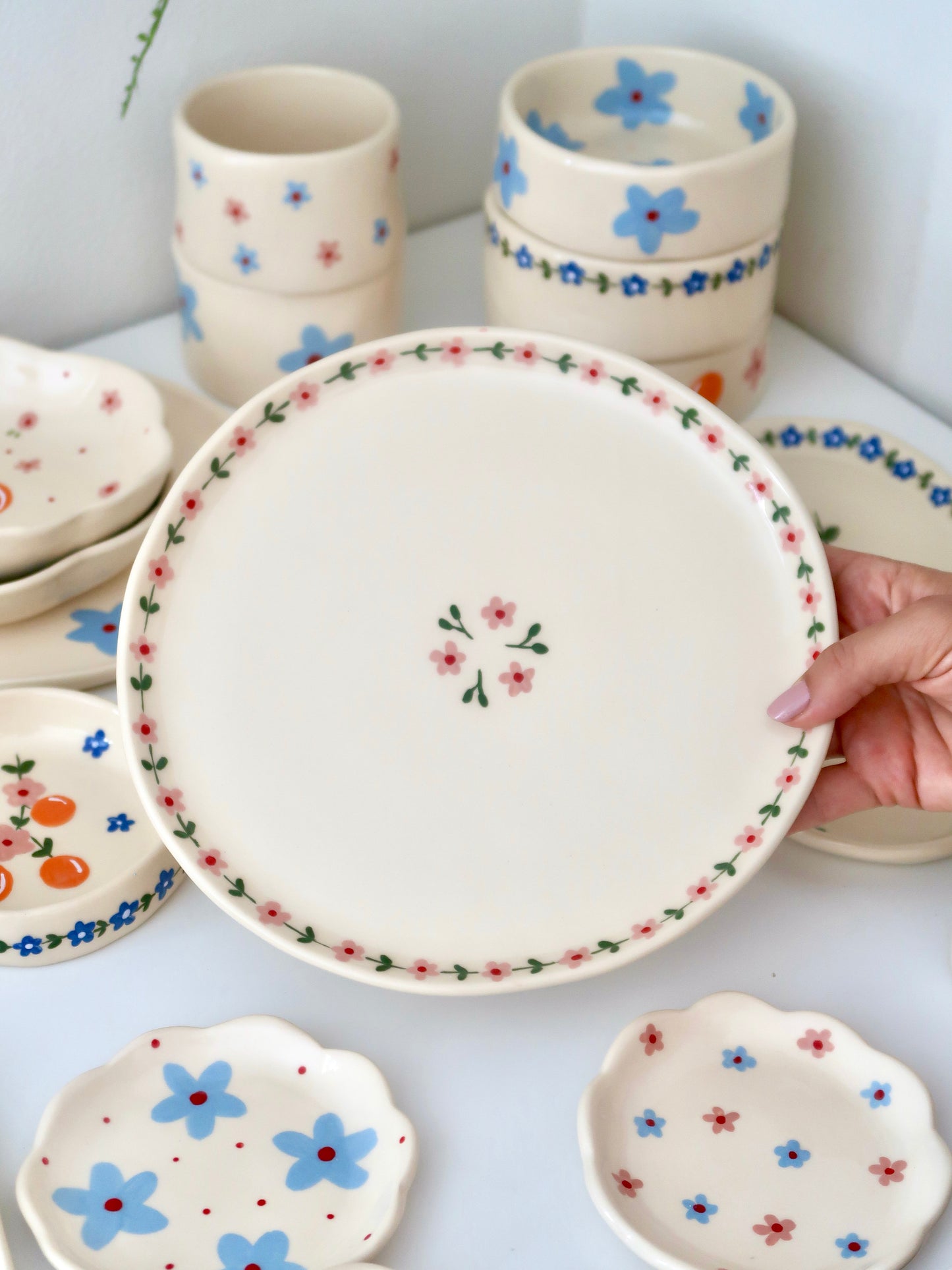 Plate with pink flowers