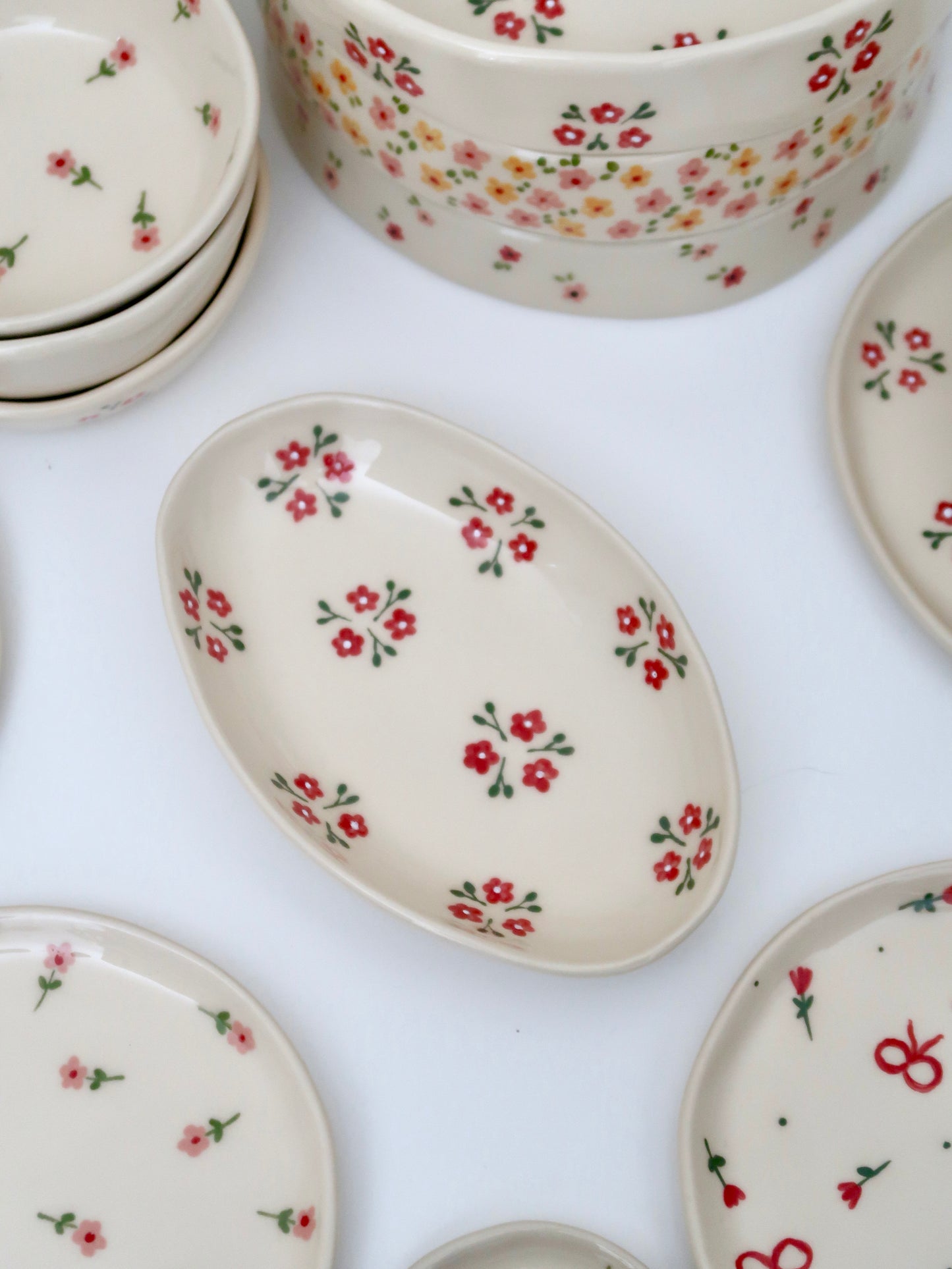Platter with red flowers
