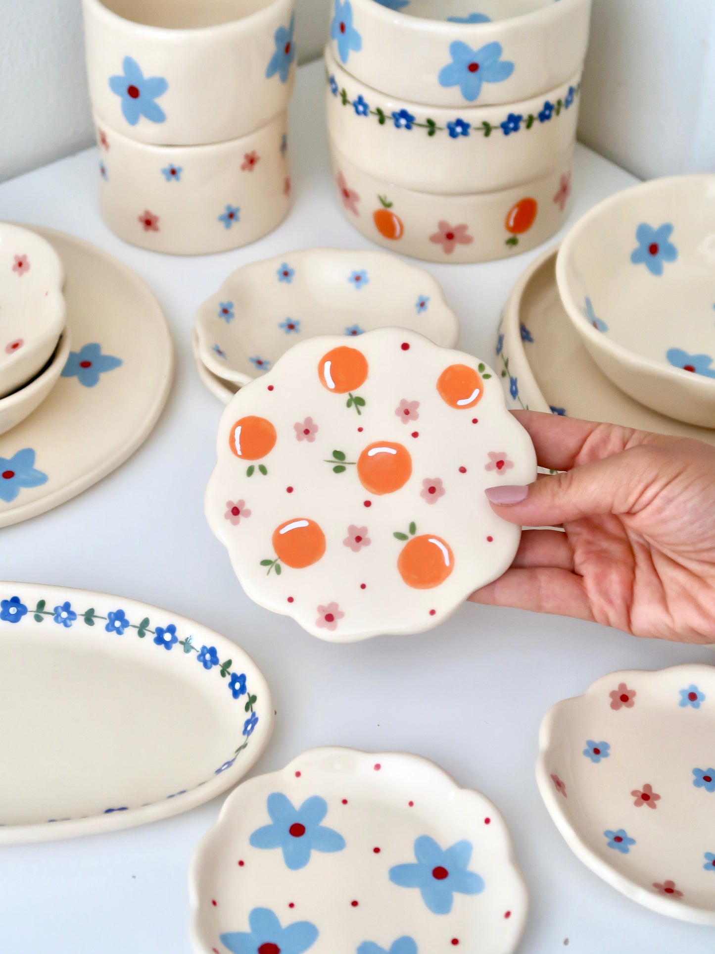 Orange & Pink Flowers Scalloped Coaster⁠