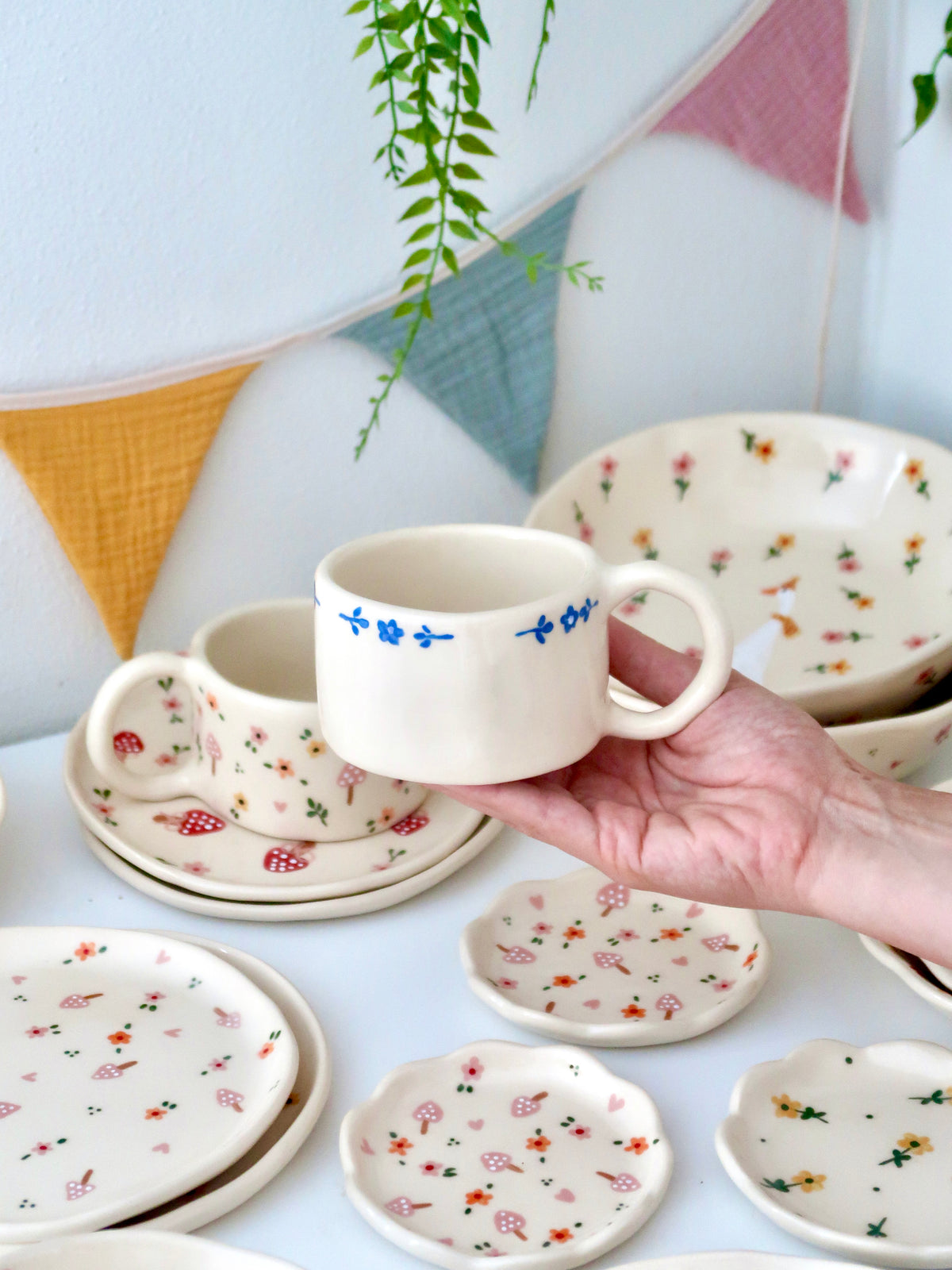 Mug with blue flowers