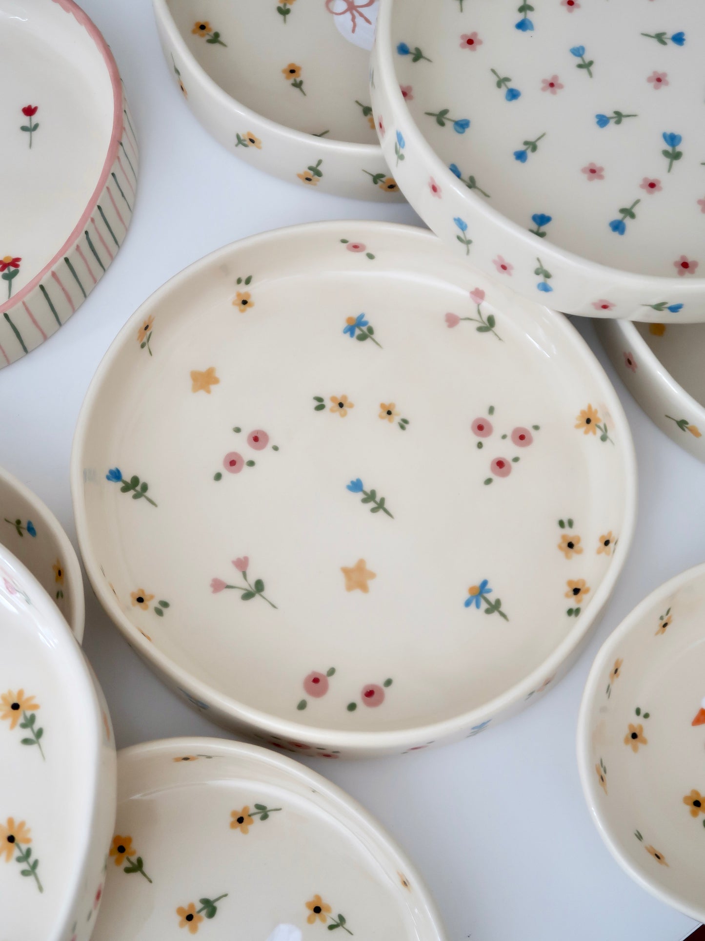 Bowl with multicolor flowers - big size