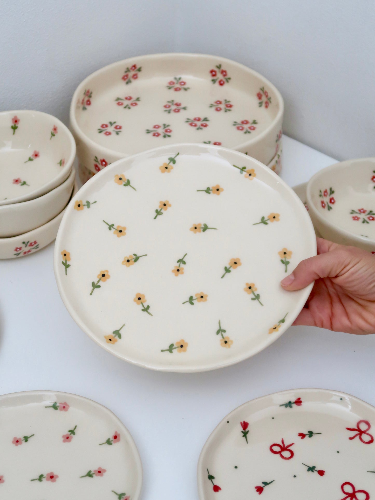 Plate with yellow flowers