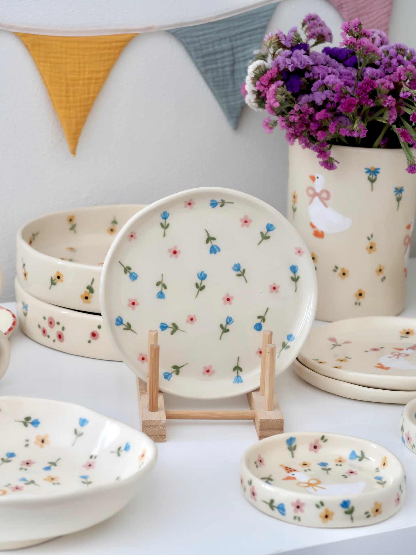 Breakfast/dessert plate with blue and pink flowers