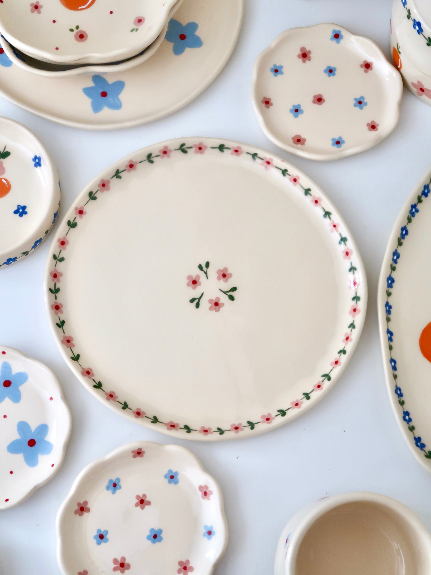 Plate with pink flowers