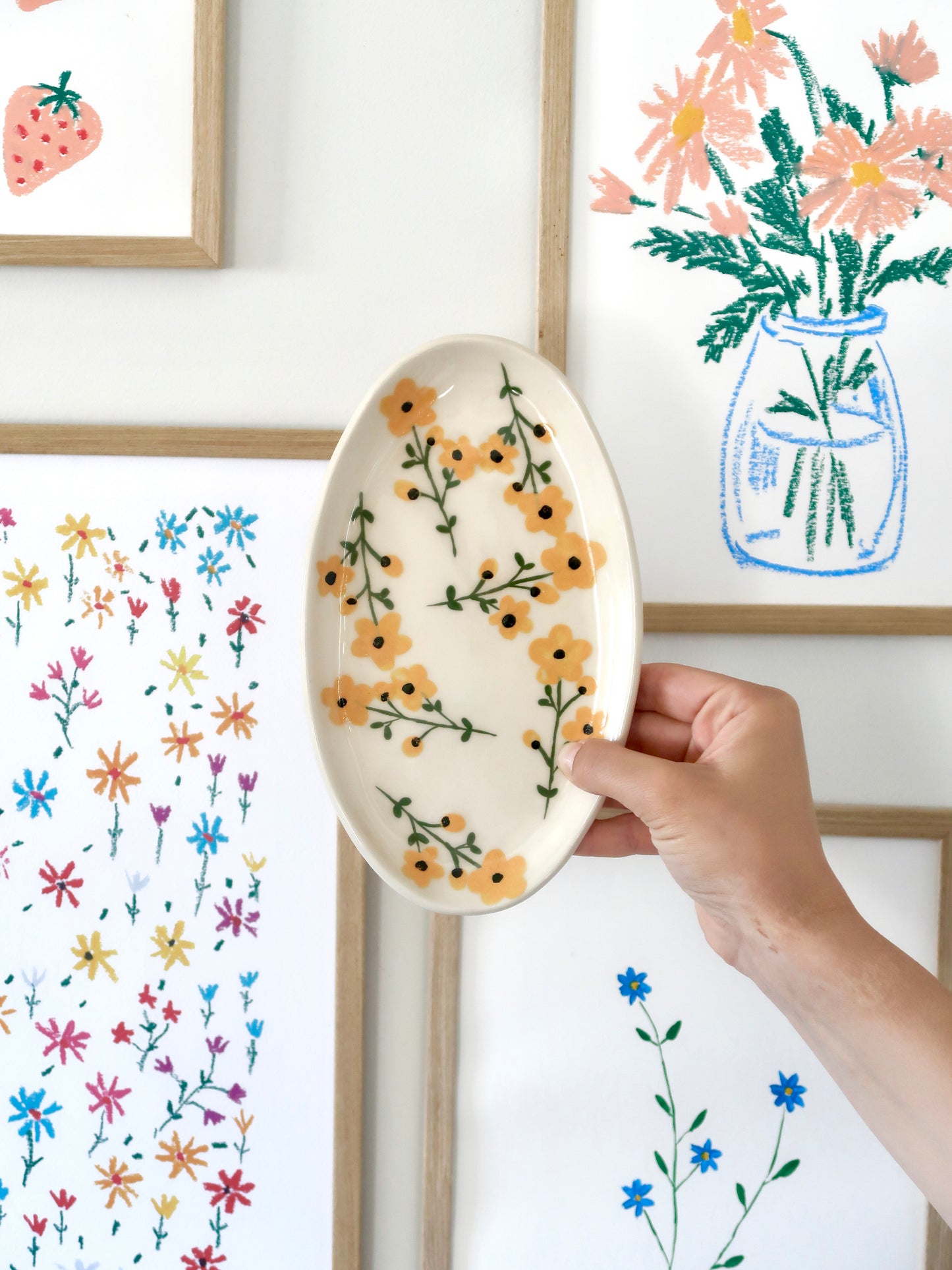 Platter with yellow flowers
