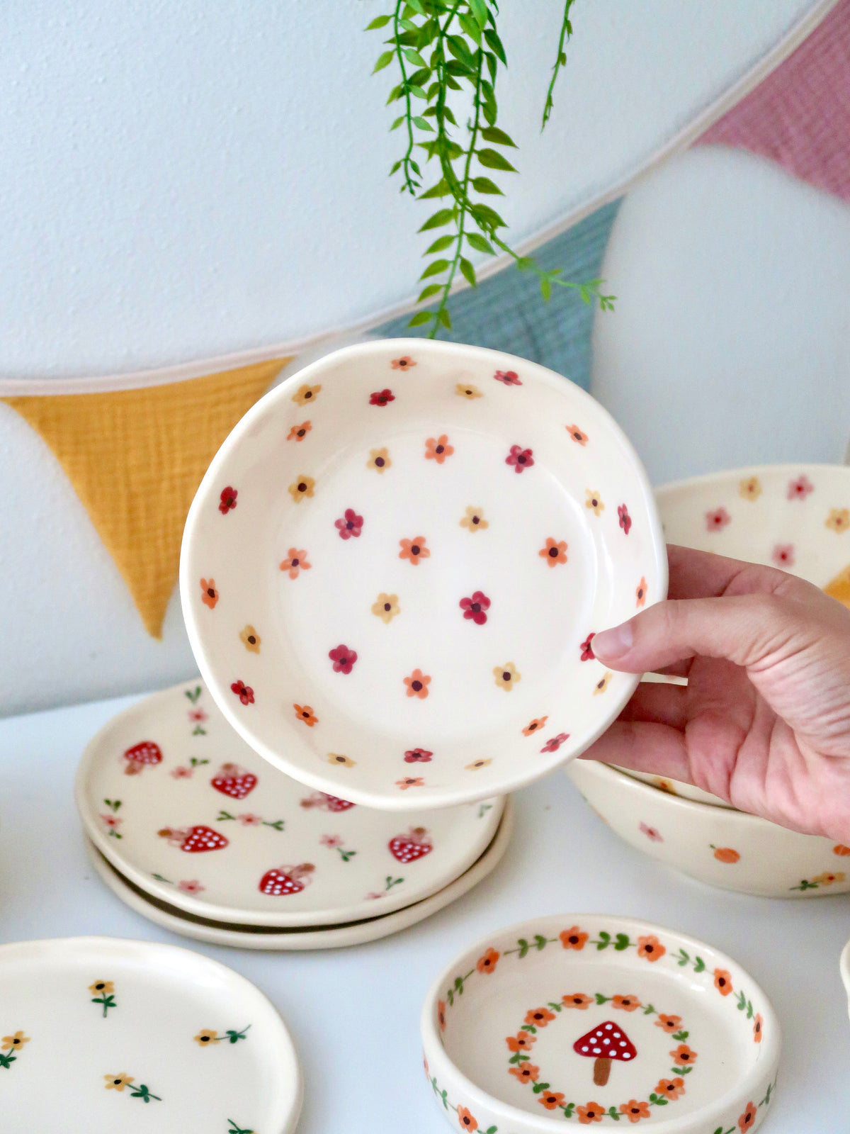 Bowl with multicolor flowers